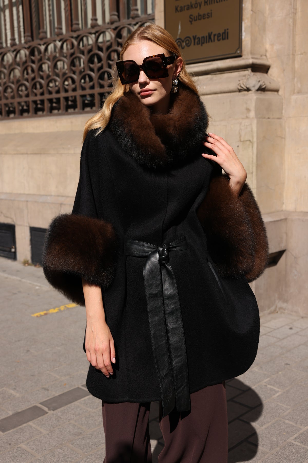 FOX TRIMMED CASHMERE COAT -1337