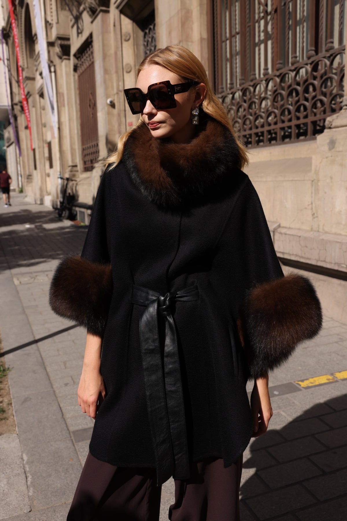 FOX TRIMMED CASHMERE COAT -1337