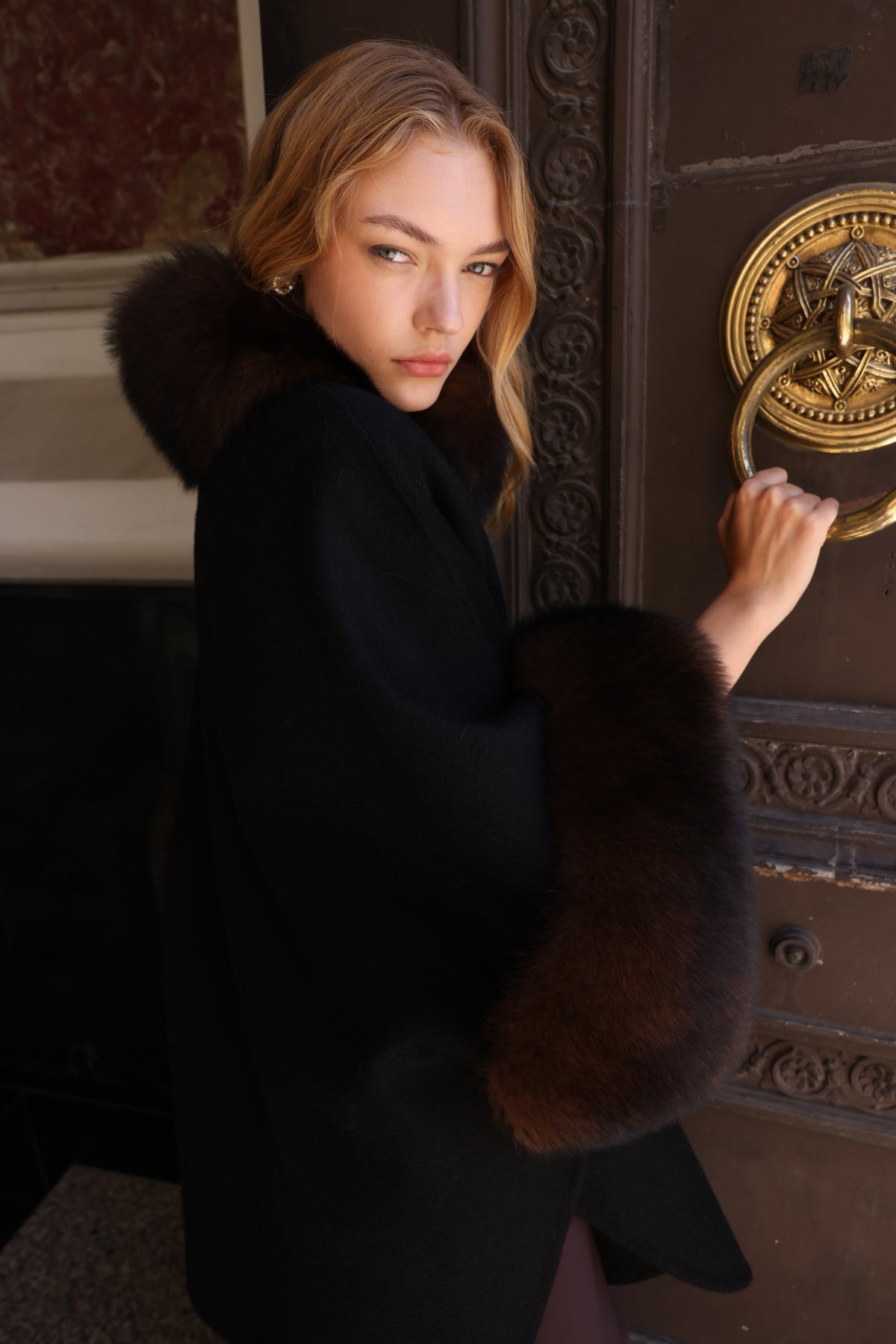 FOX TRIMMED CASHMERE COAT -1337