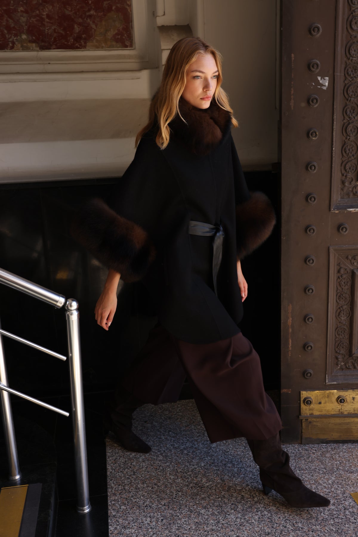 FOX TRIMMED CASHMERE COAT -1337