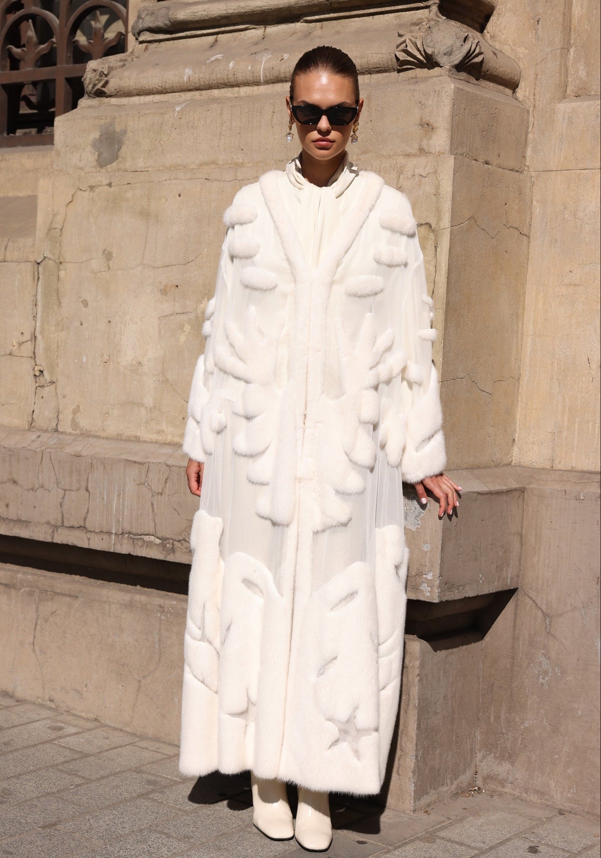 WHITE ELEGANT DESIGN CHIFFON MINK FUR -BJR 24