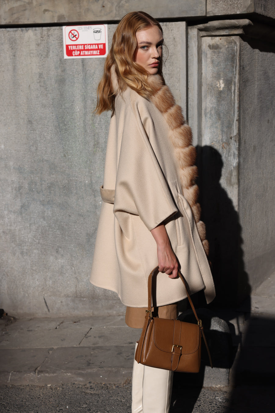 BEIGE ELEGANCE ALPACA FOX JACKET