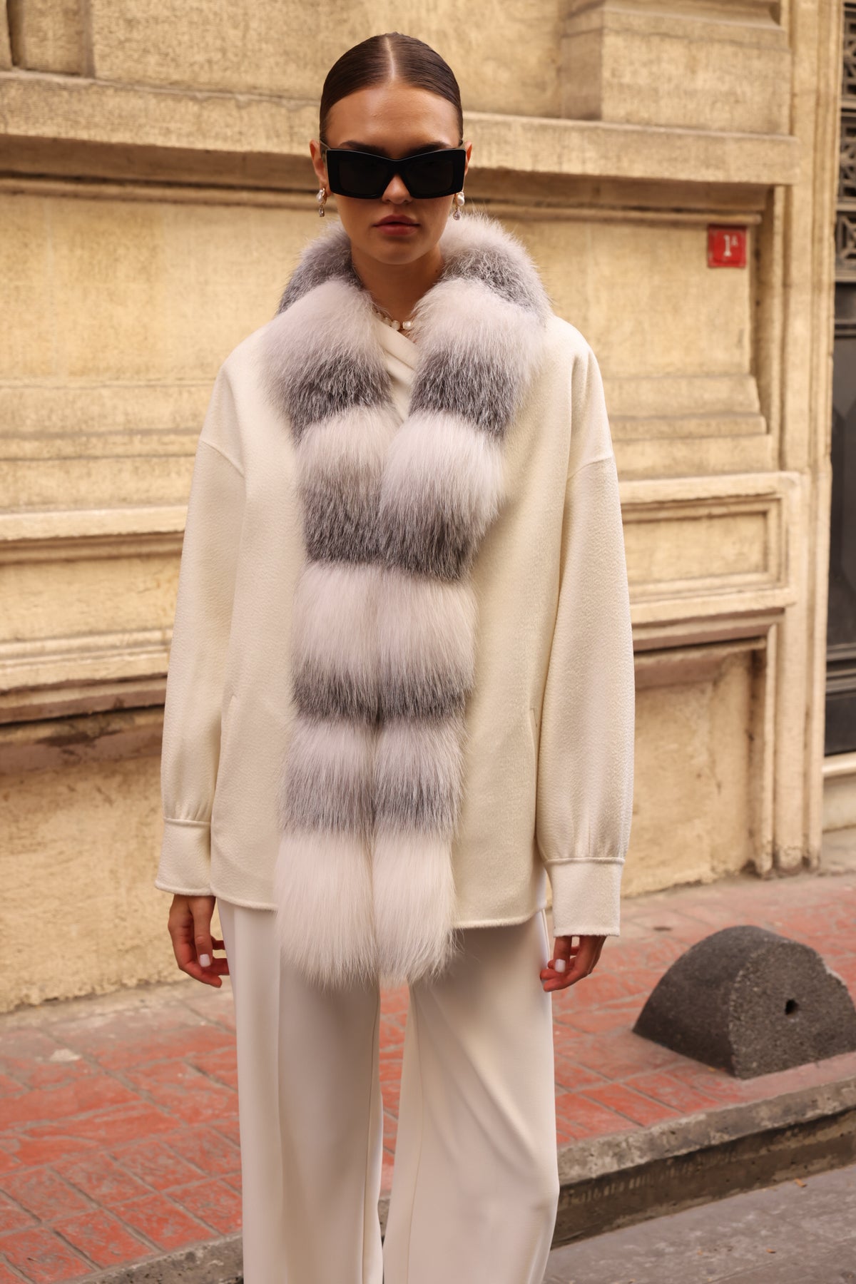 WHITE ELEGANCE ALPACA FOX JACKET