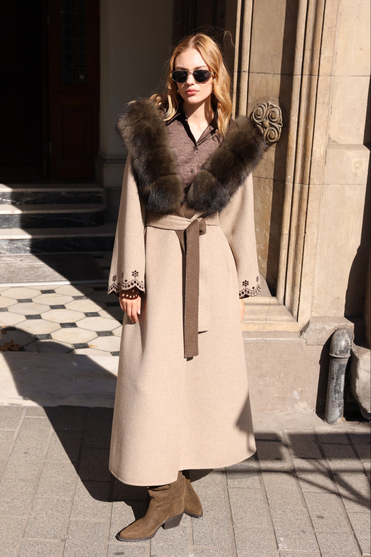 BEIGE BROWN EMBROIDERED ALPACA FOX FUR COAT -9021