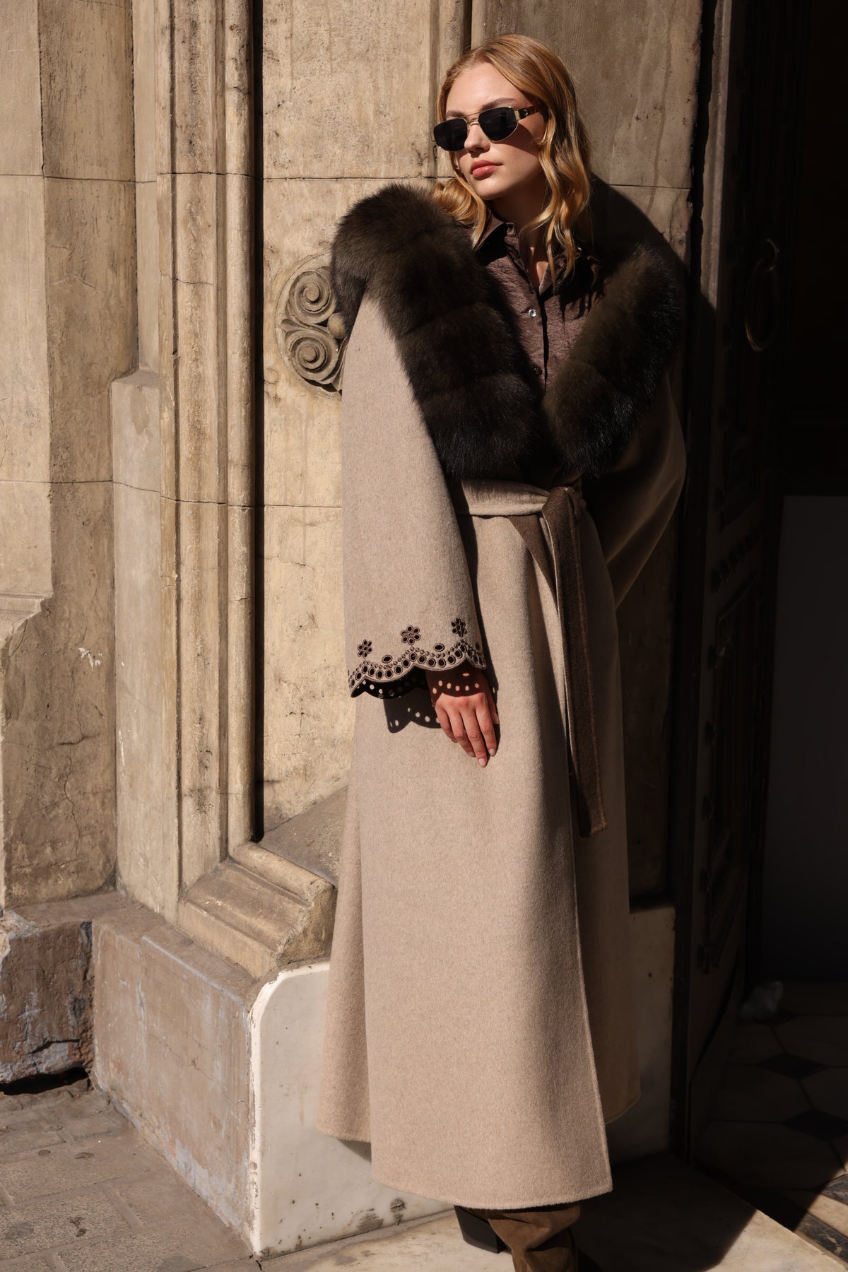 BEIGE BROWN EMBROIDERED ALPACA FOX FUR COAT -9021