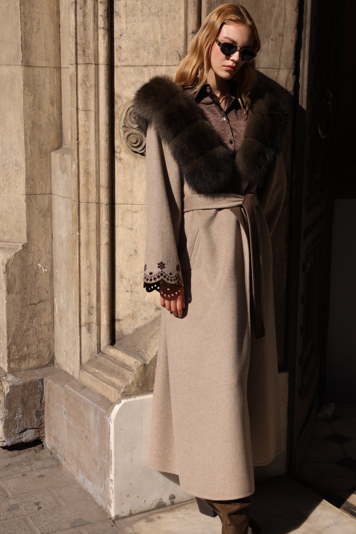 BEIGE BROWN EMBROIDERED ALPACA FOX FUR COAT -9021