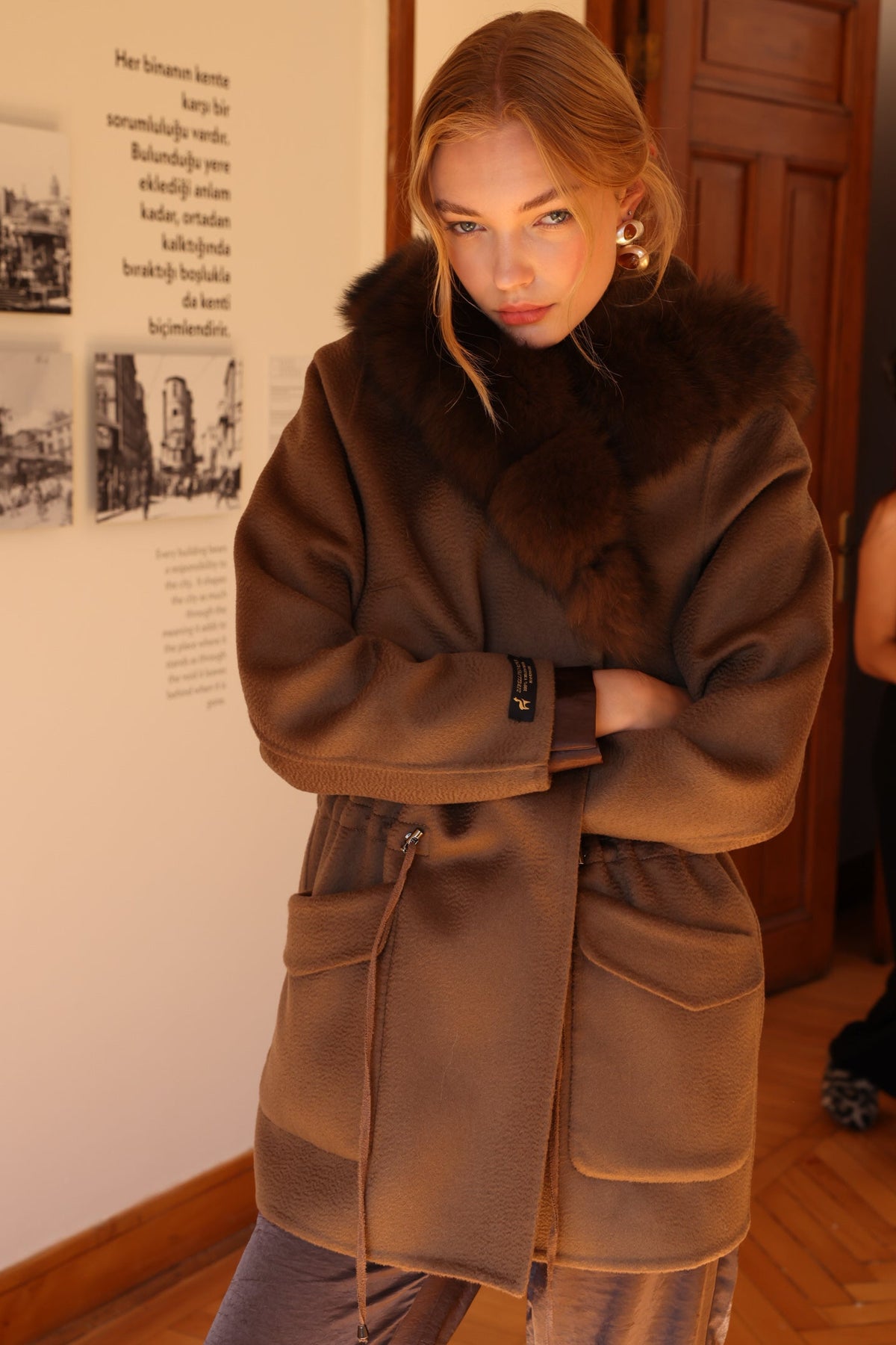 BROWN ALPACA FOX FUR COAT -3858