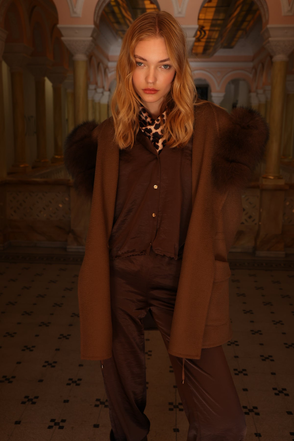 BROWN ALPACA FOX FUR COAT -3858