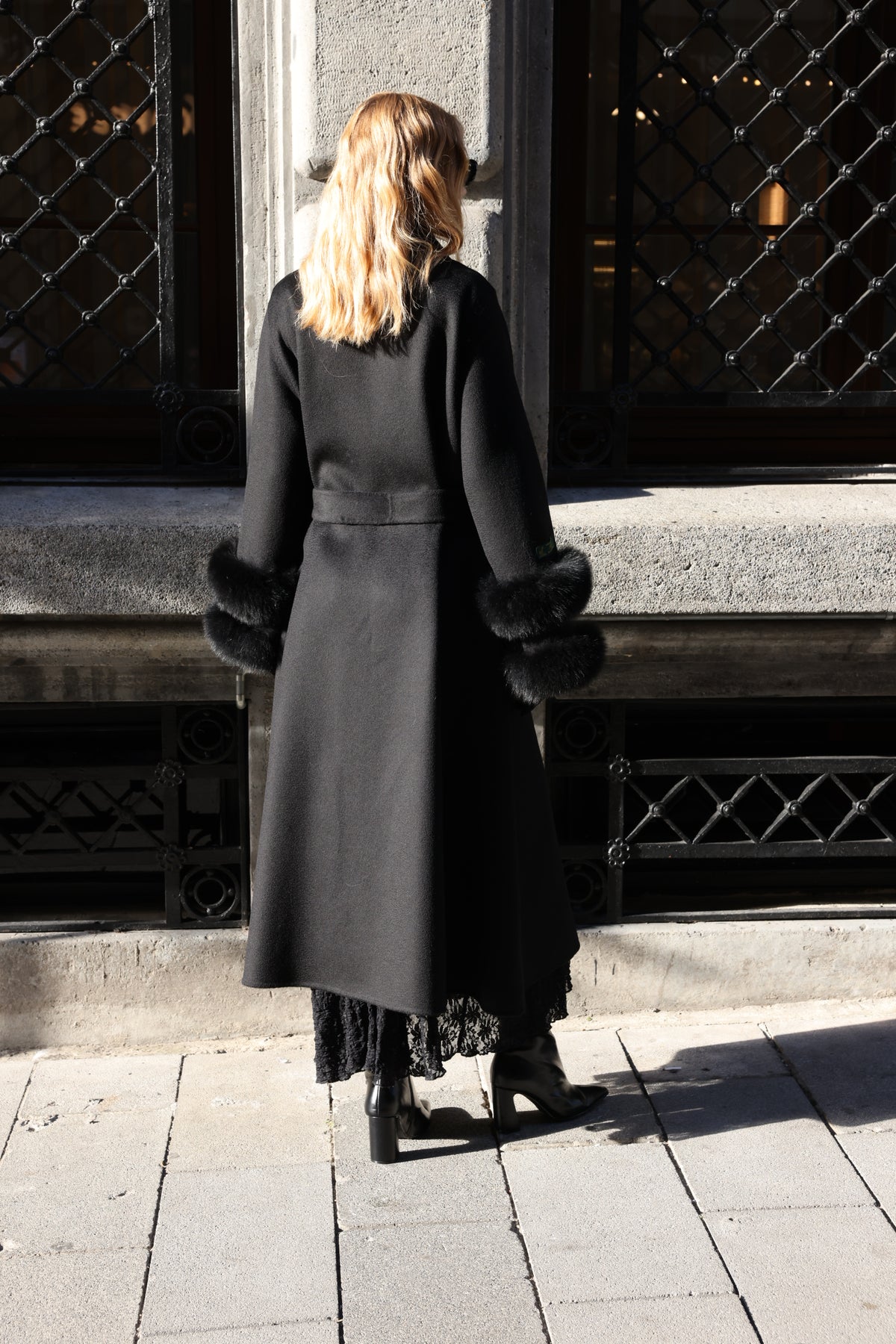 BLACK EMBROIDERED ALPACA FOX FUR COAT -9686