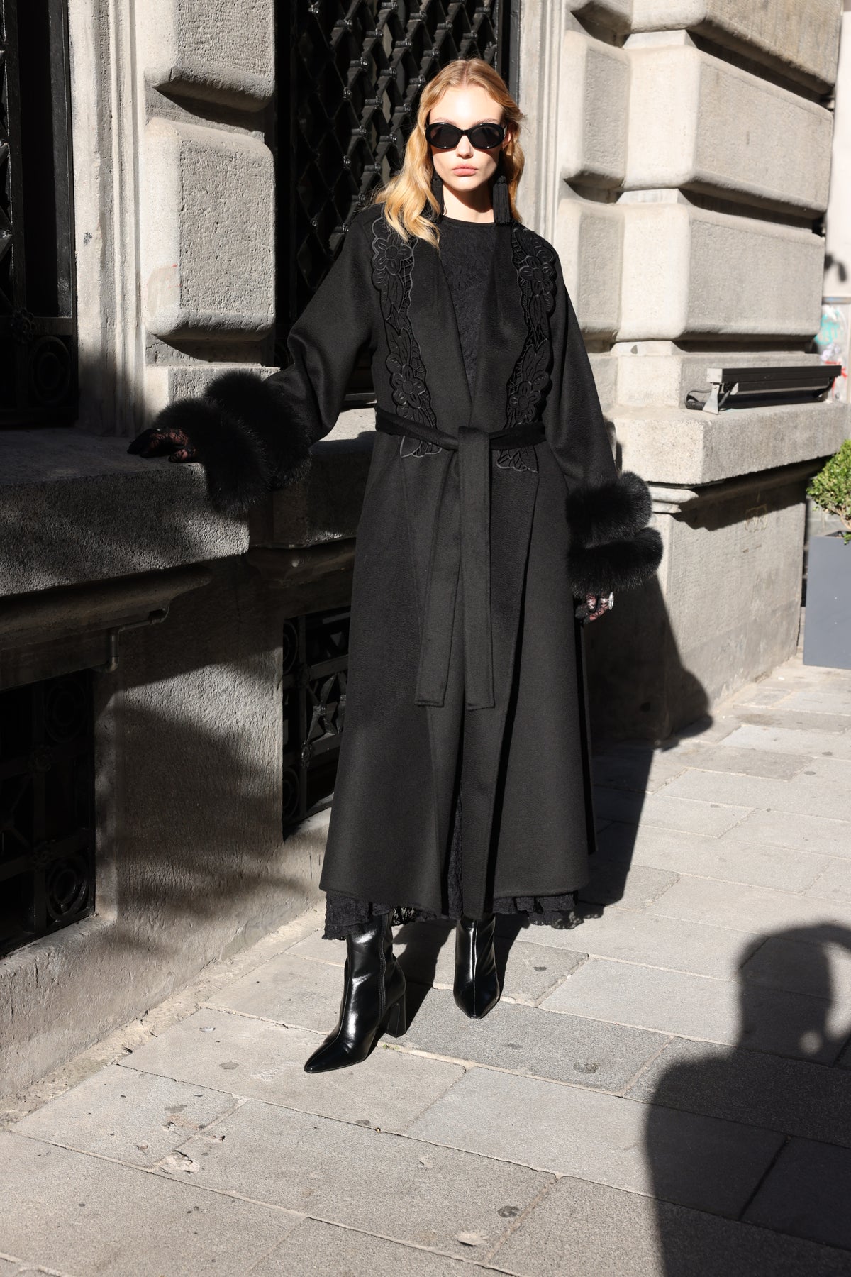 BLACK EMBROIDERED ALPACA FOX FUR COAT -9686