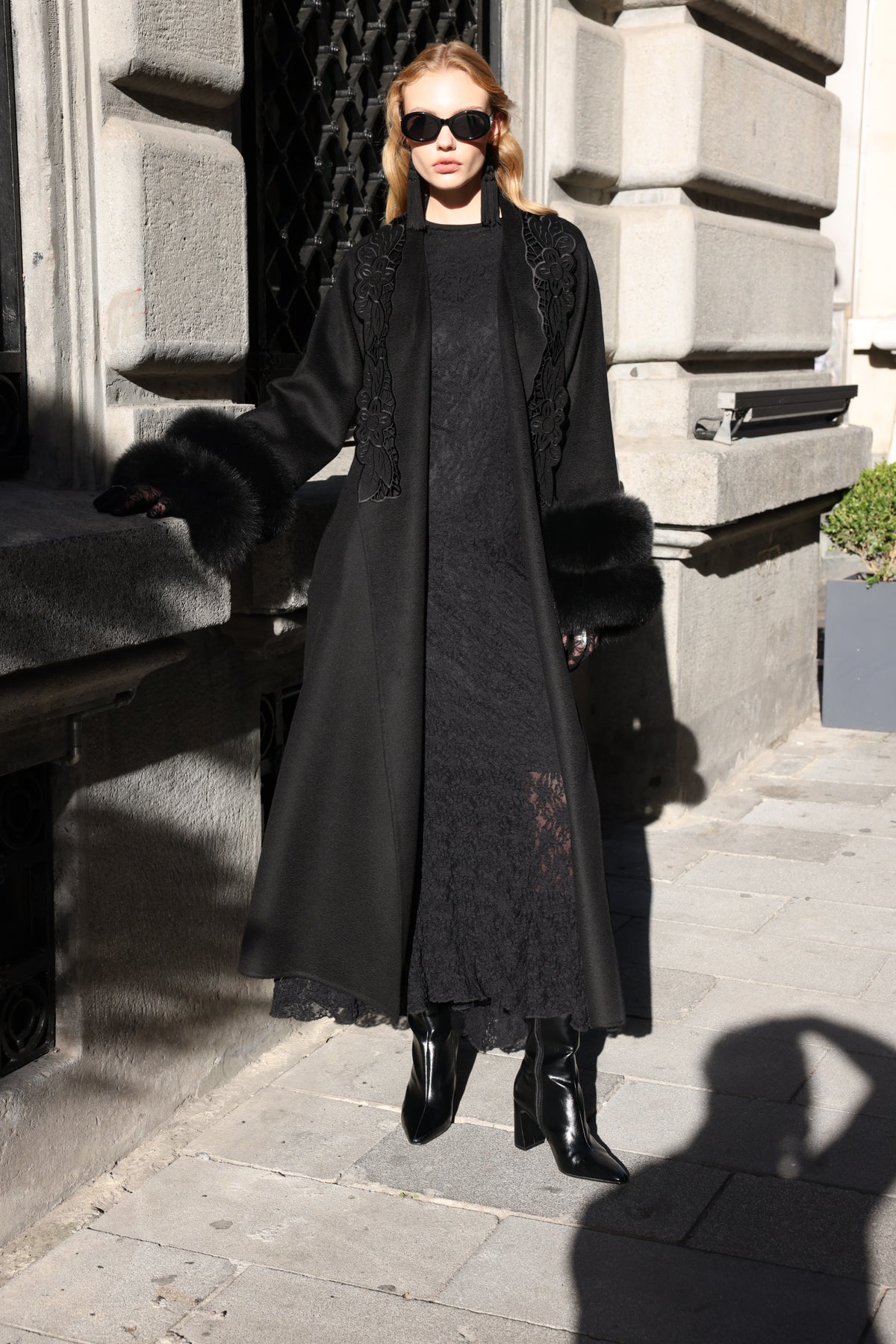 BLACK EMBROIDERED ALPACA FOX FUR COAT -9686