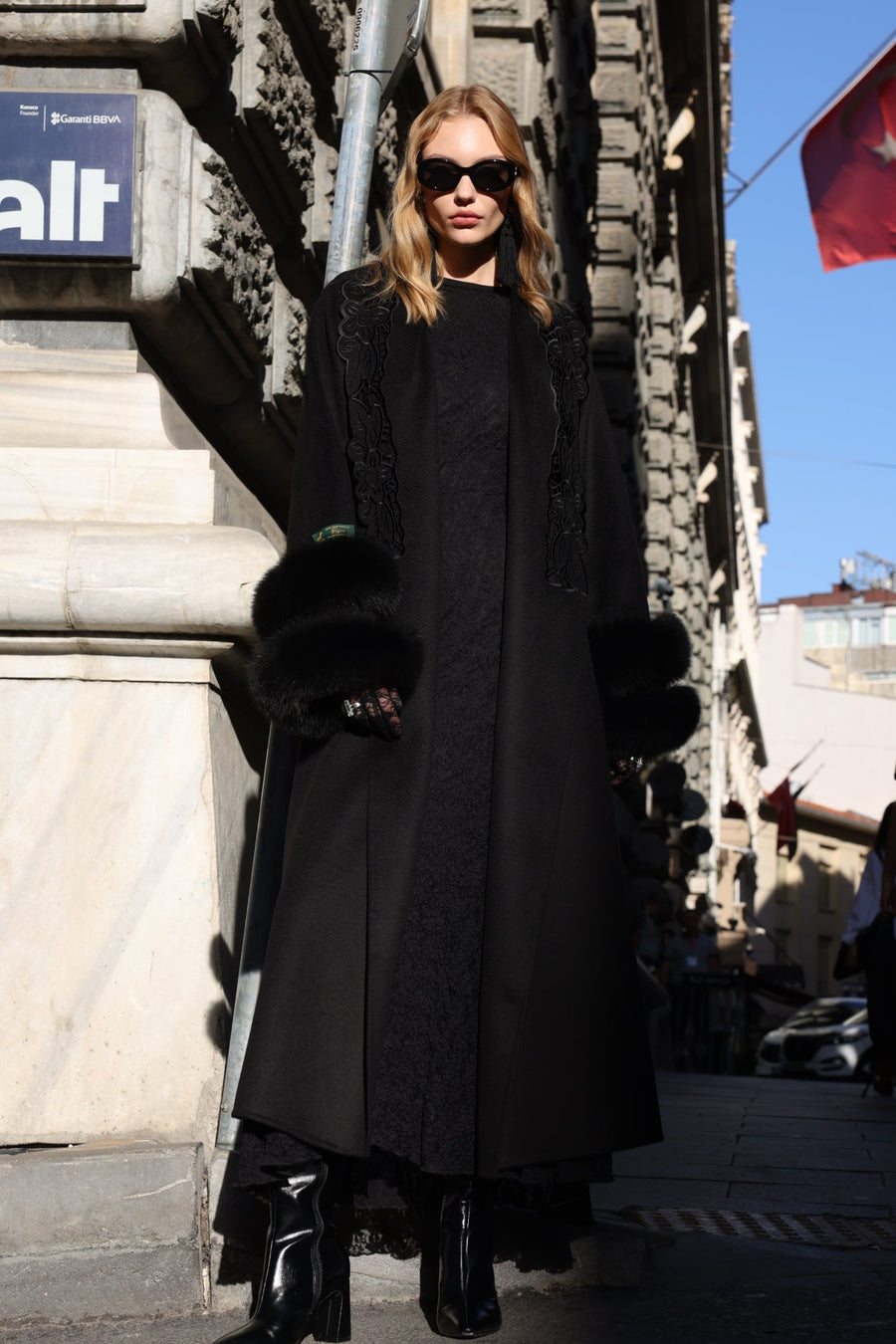 BLACK EMBROIDERED ALPACA FOX FUR COAT -9686