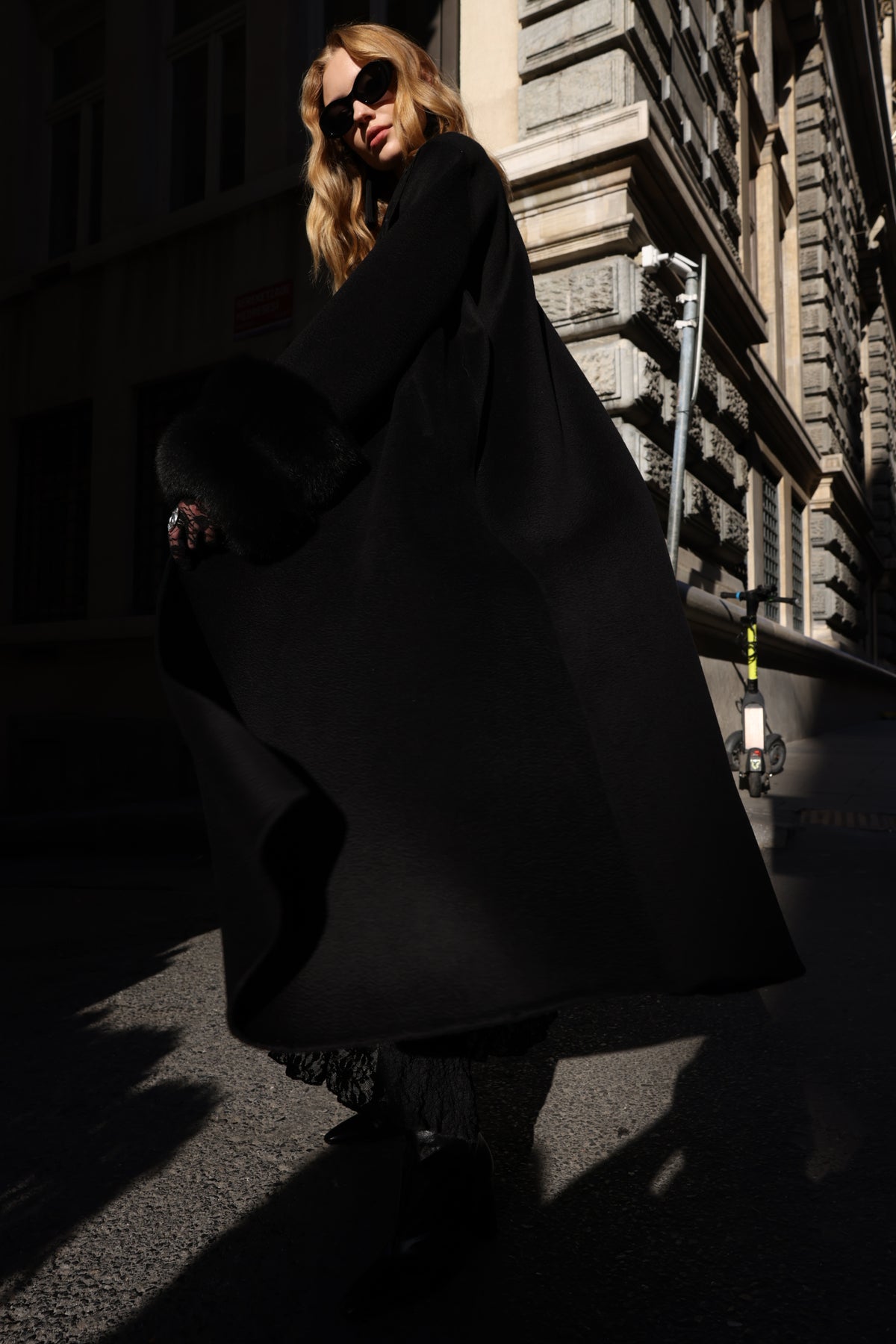BLACK EMBROIDERED ALPACA FOX FUR COAT -9686