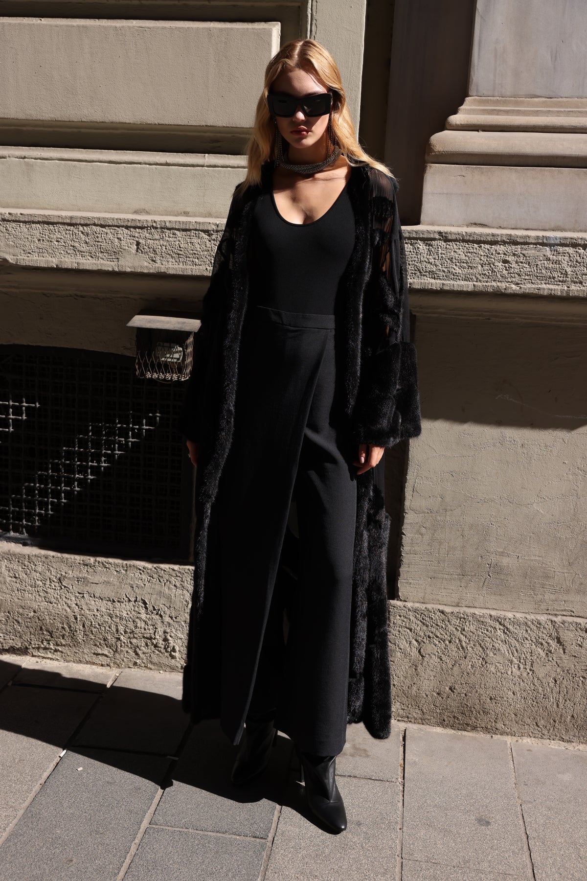 BLACK ELEGANT DESIGN CHIFFON MINK FUR -BJR 24
