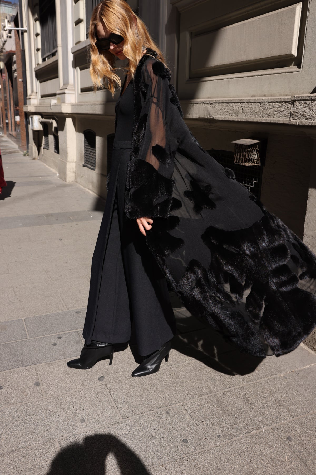 BLACK ELEGANT DESIGN CHIFFON MINK FUR -BJR 24
