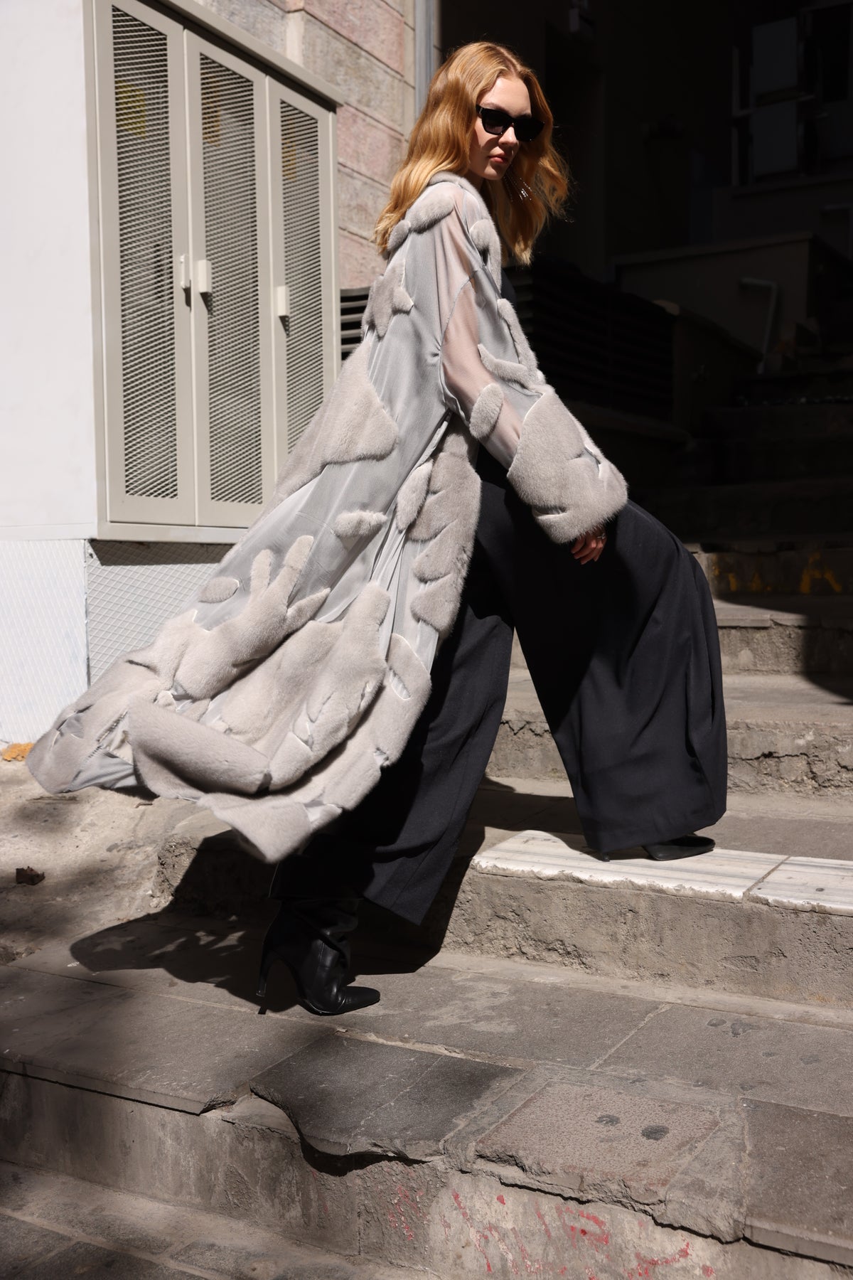 GREY ELEGANT DESIGN CHIFFON MINK FUR -BJR 24
