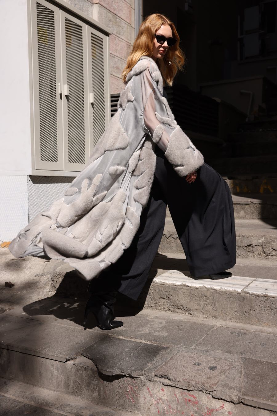 GREY ELEGANT DESIGN CHIFFON MINK FUR -BJR 24