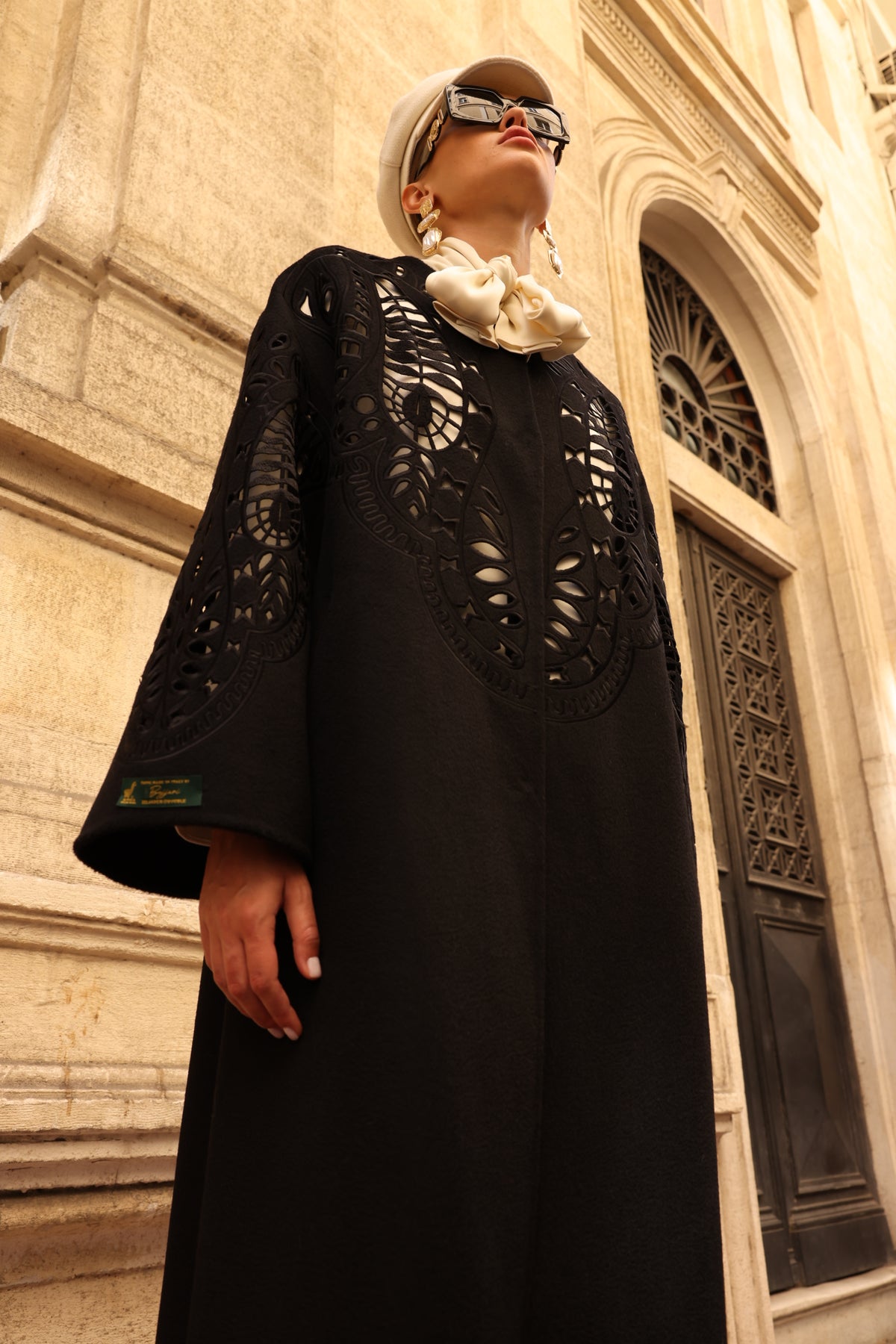 BLACK EMBROIDERED ALPACA COAT -9687