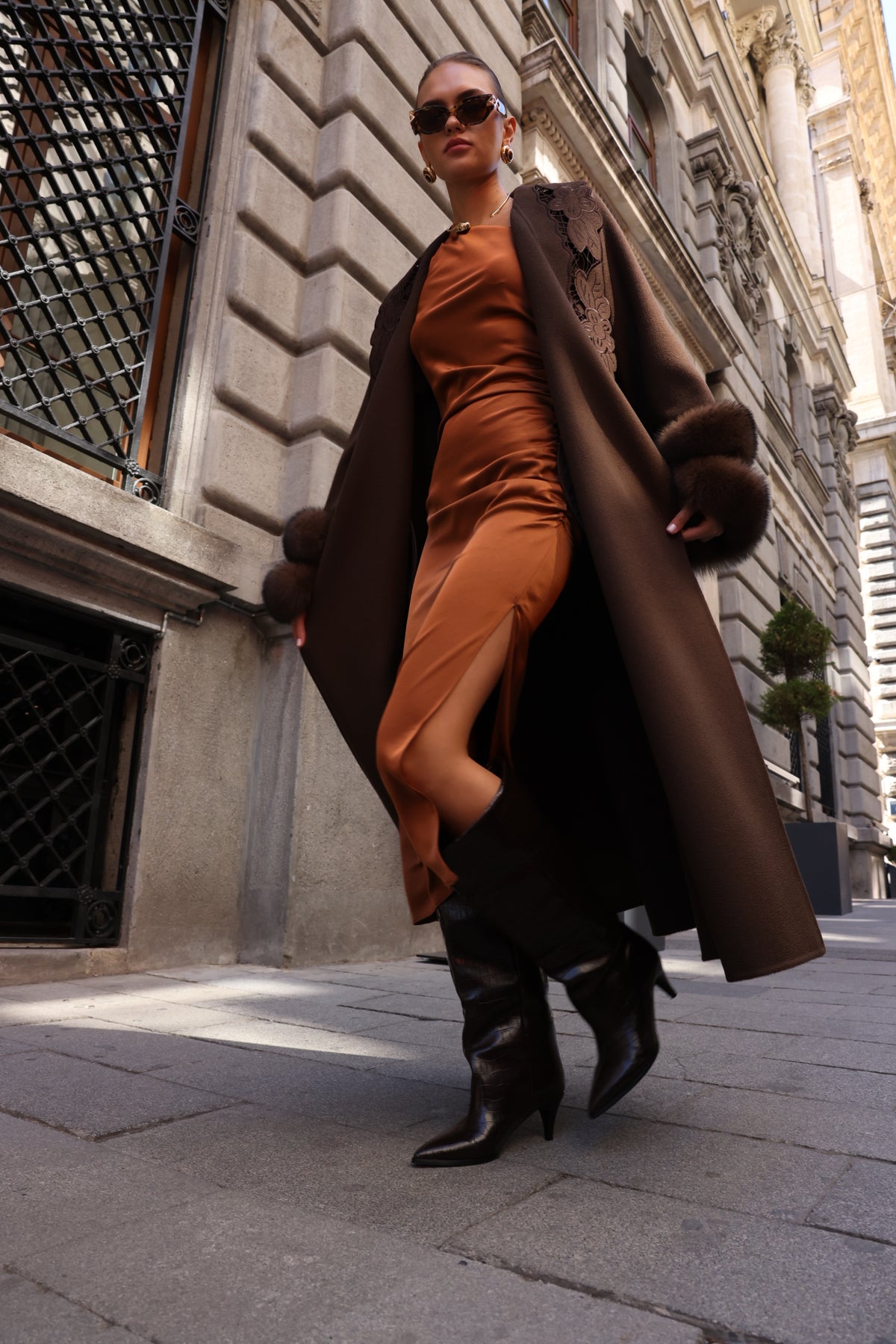 BROWN EMBROIDERED ALPACA FOX FUR COAT -9686
