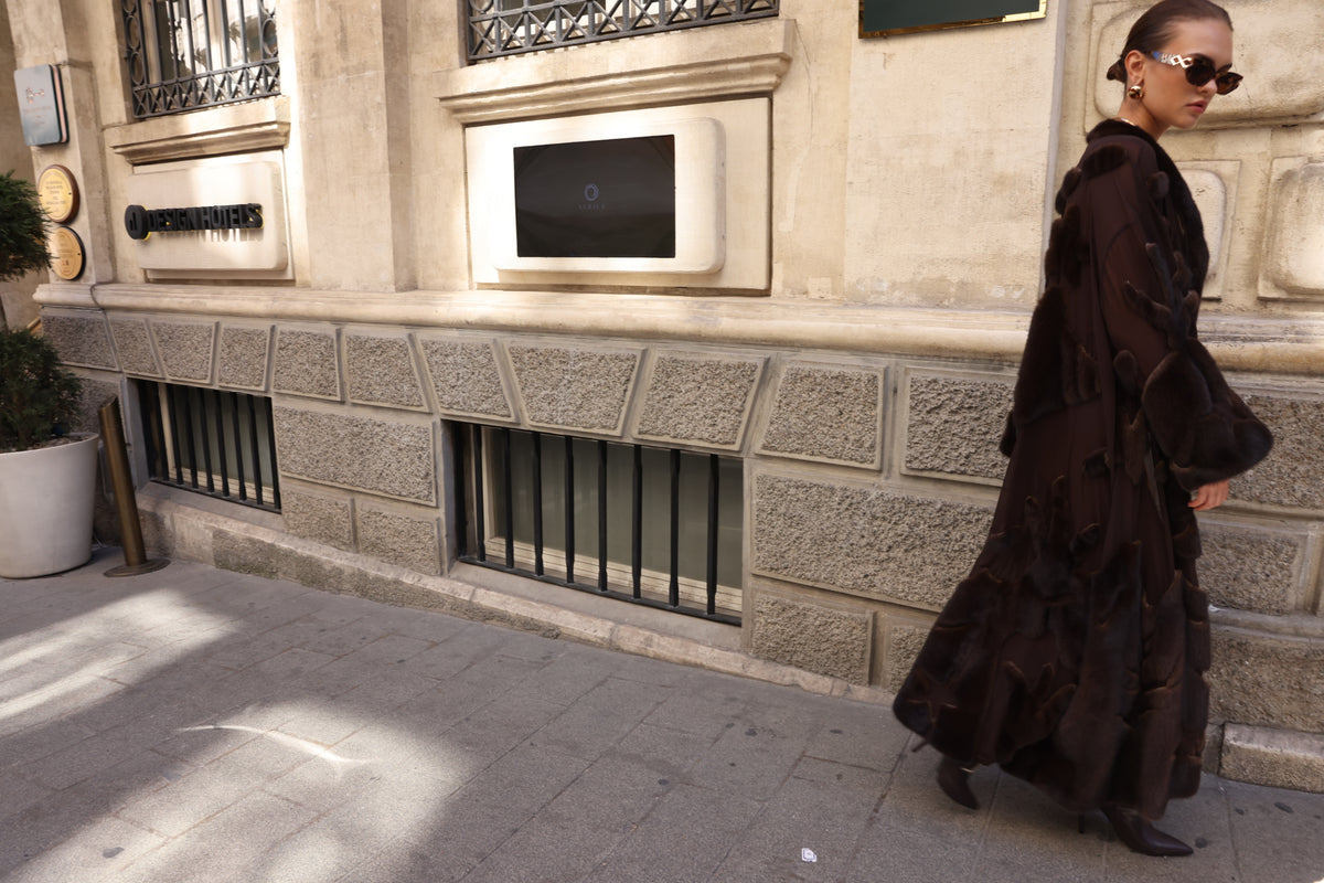BROWN ELEGANT DESIGN CHIFFON MINK FUR -BJR 24