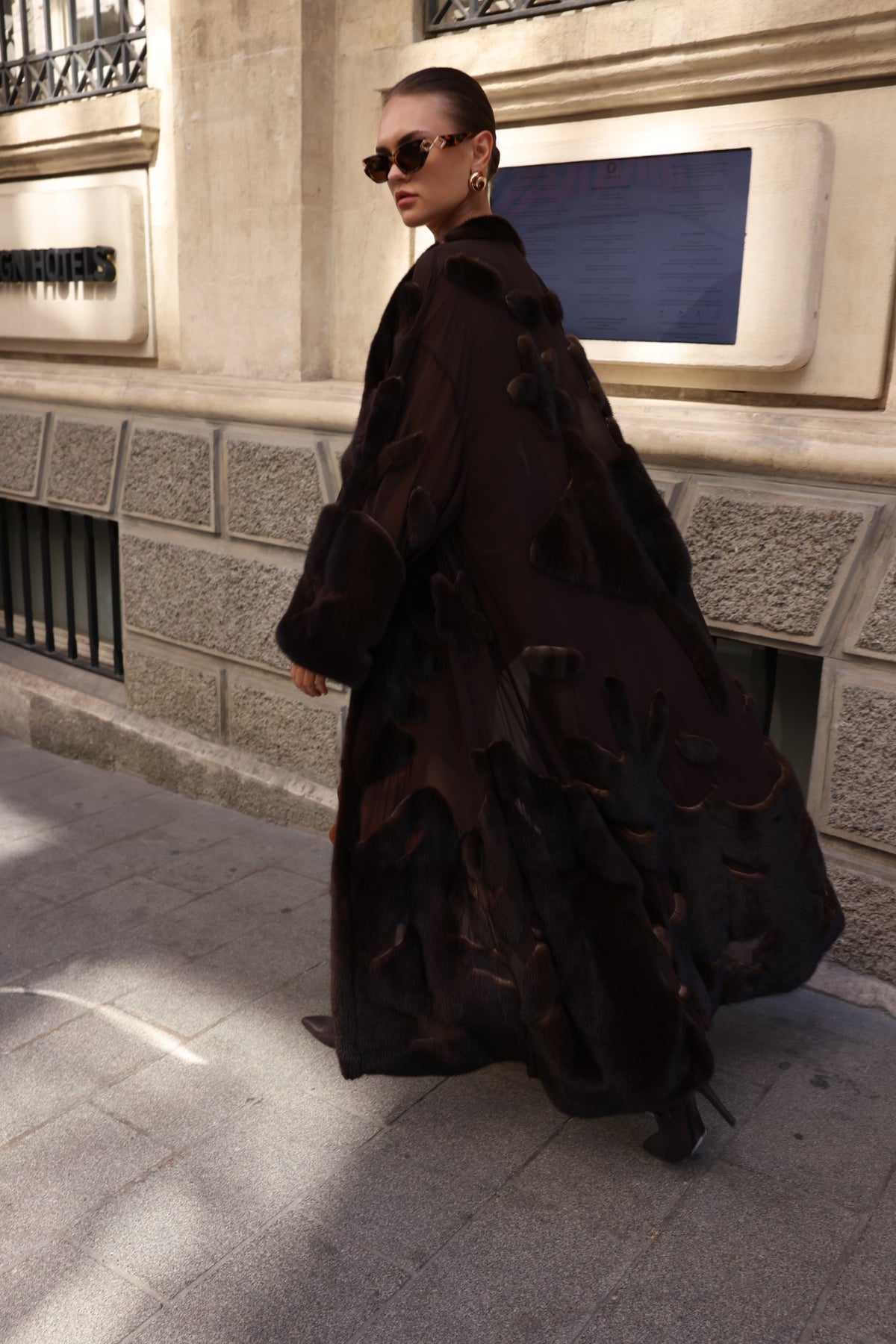 BROWN ELEGANT DESIGN CHIFFON MINK FUR -BJR 24
