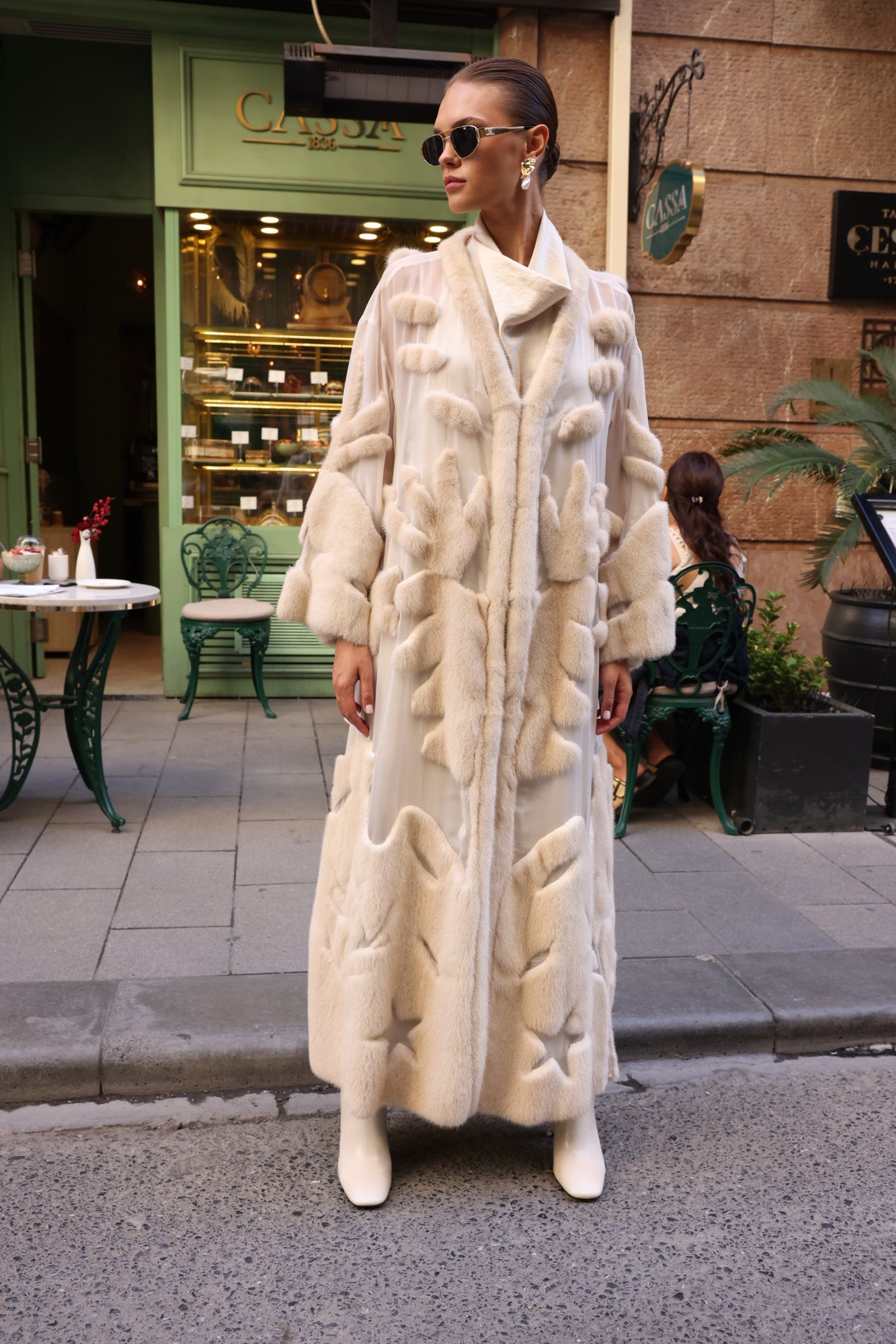 BEIGE ELEGANT DESIGN CHIFFON MINK FUR -BJR 24