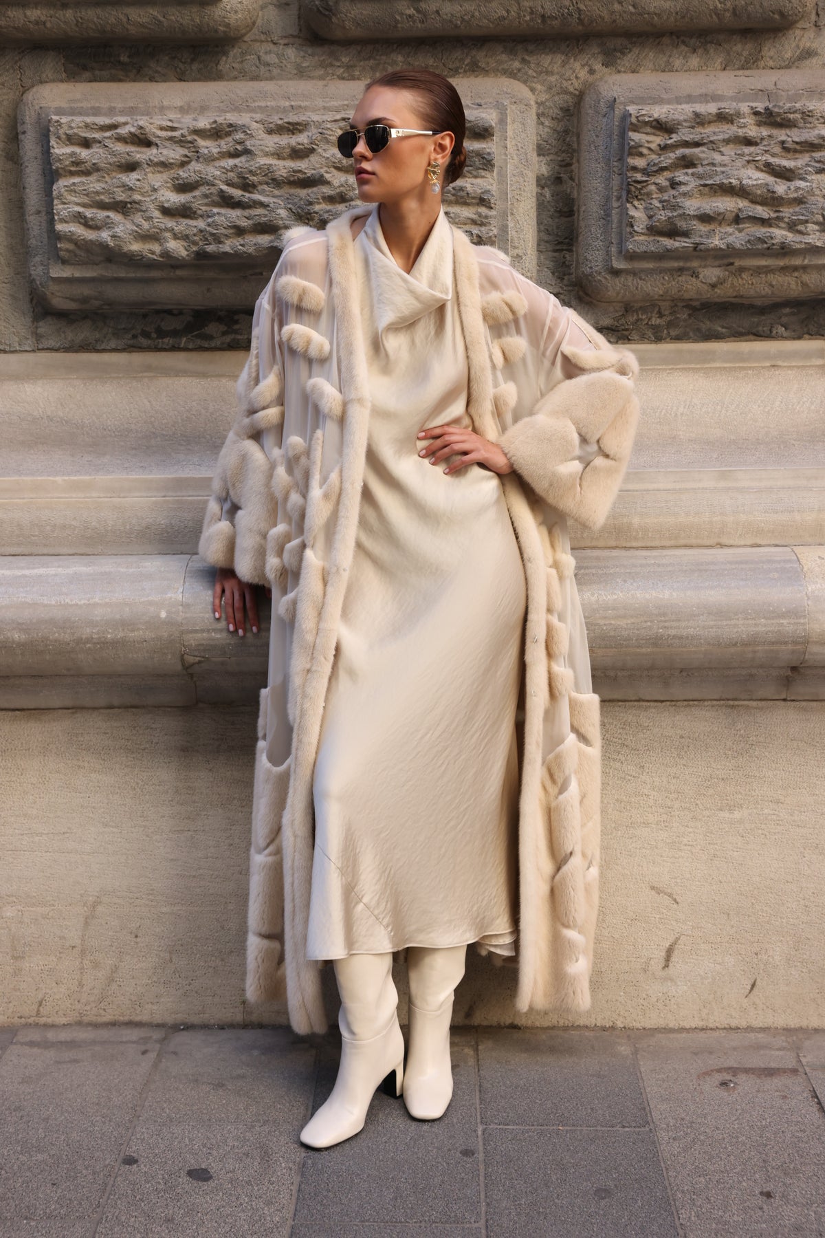 BEIGE ELEGANT DESIGN CHIFFON MINK FUR -BJR 24
