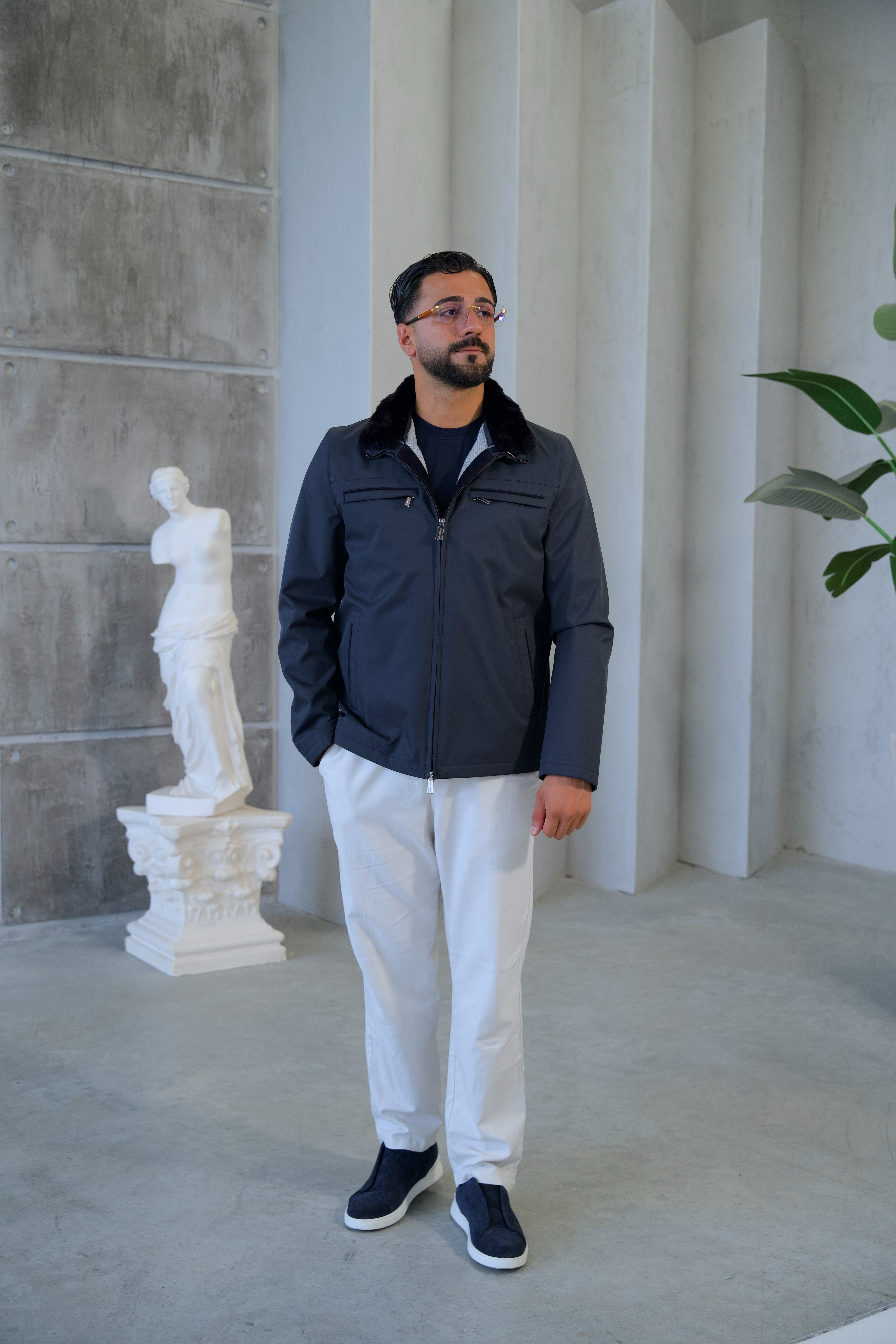 Men's Waterproof Jacket with Fur Collar and Knitted Fabric Lining