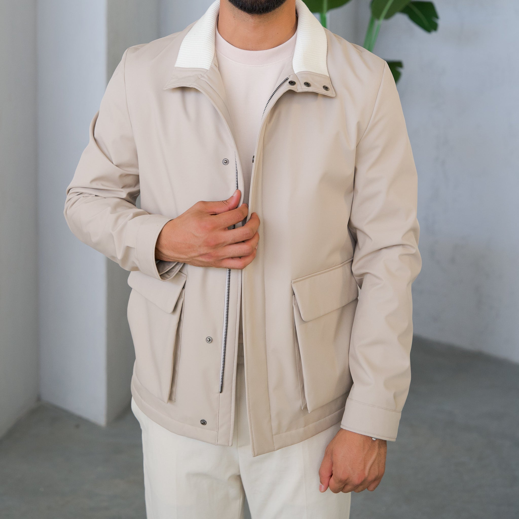 Men's Jacket with Double Pockets and Knitted Collar