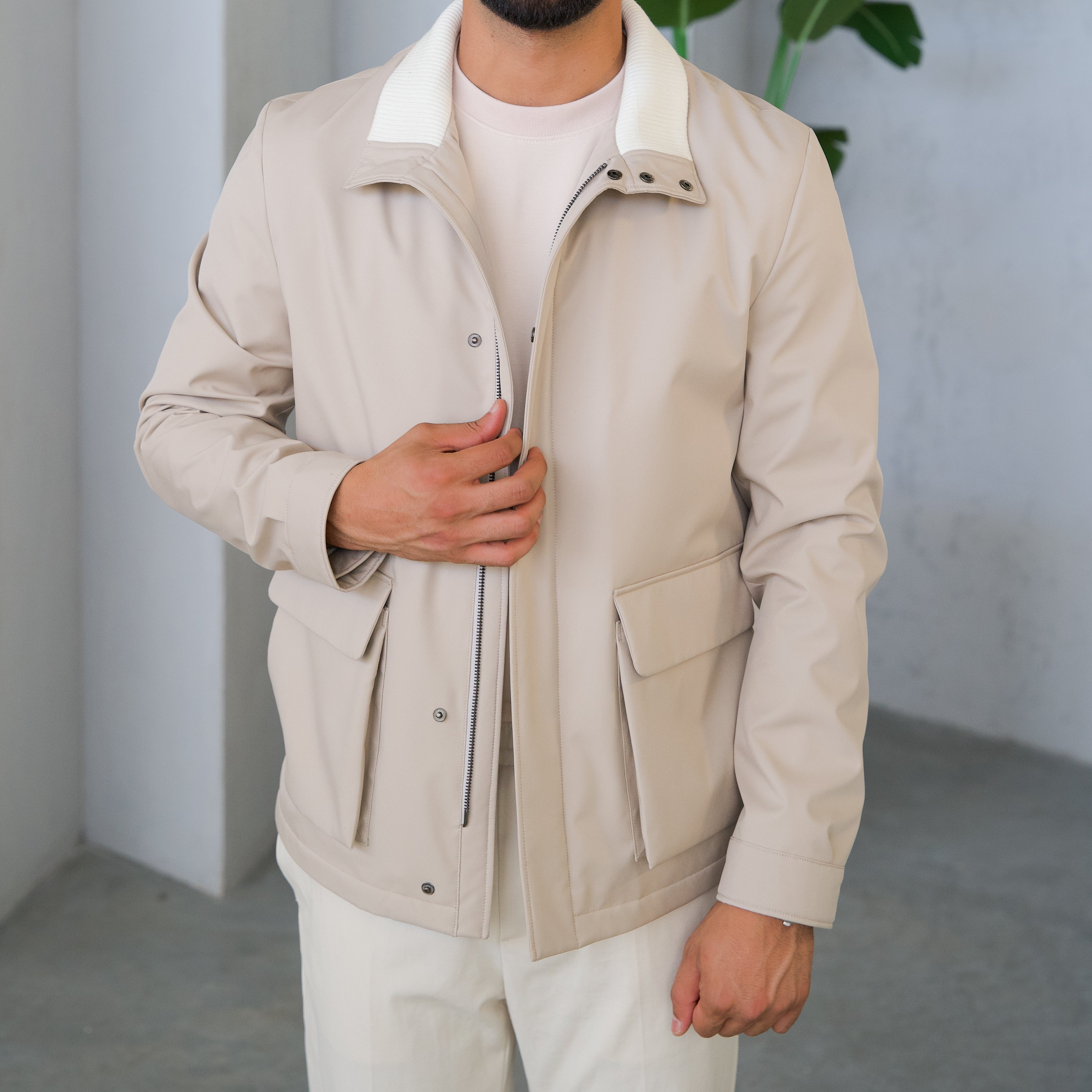 Men's Jacket with Double Pockets and Knitted Collar