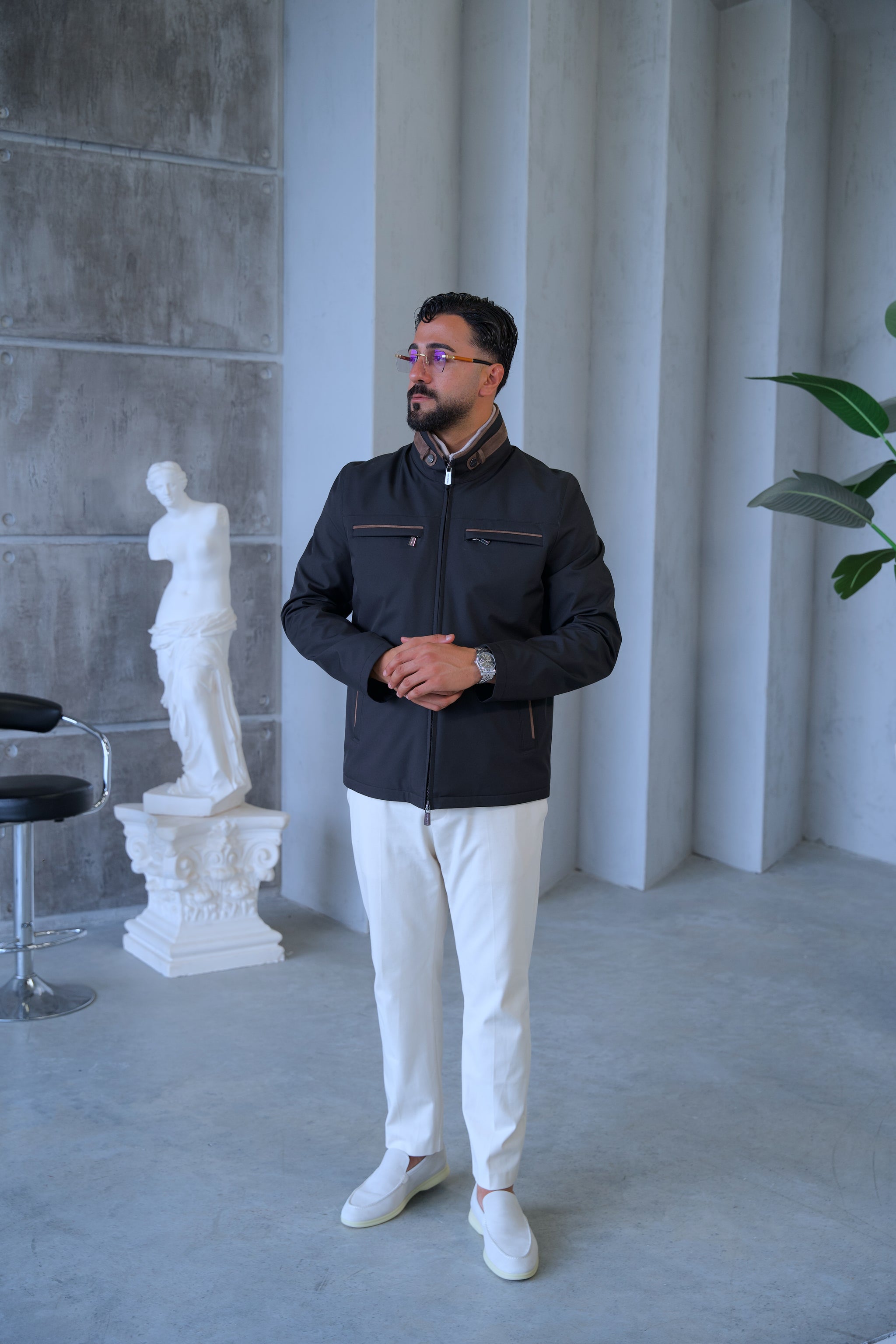 Men's Waterproof Jacket with Knit Collar and Waterproof Fabric