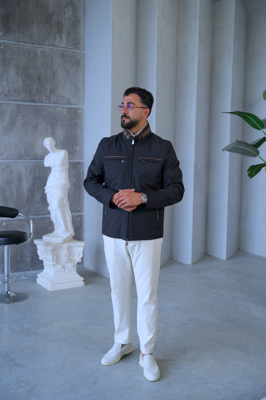 Men's Waterproof Jacket with Knit Collar and Waterproof Fabric