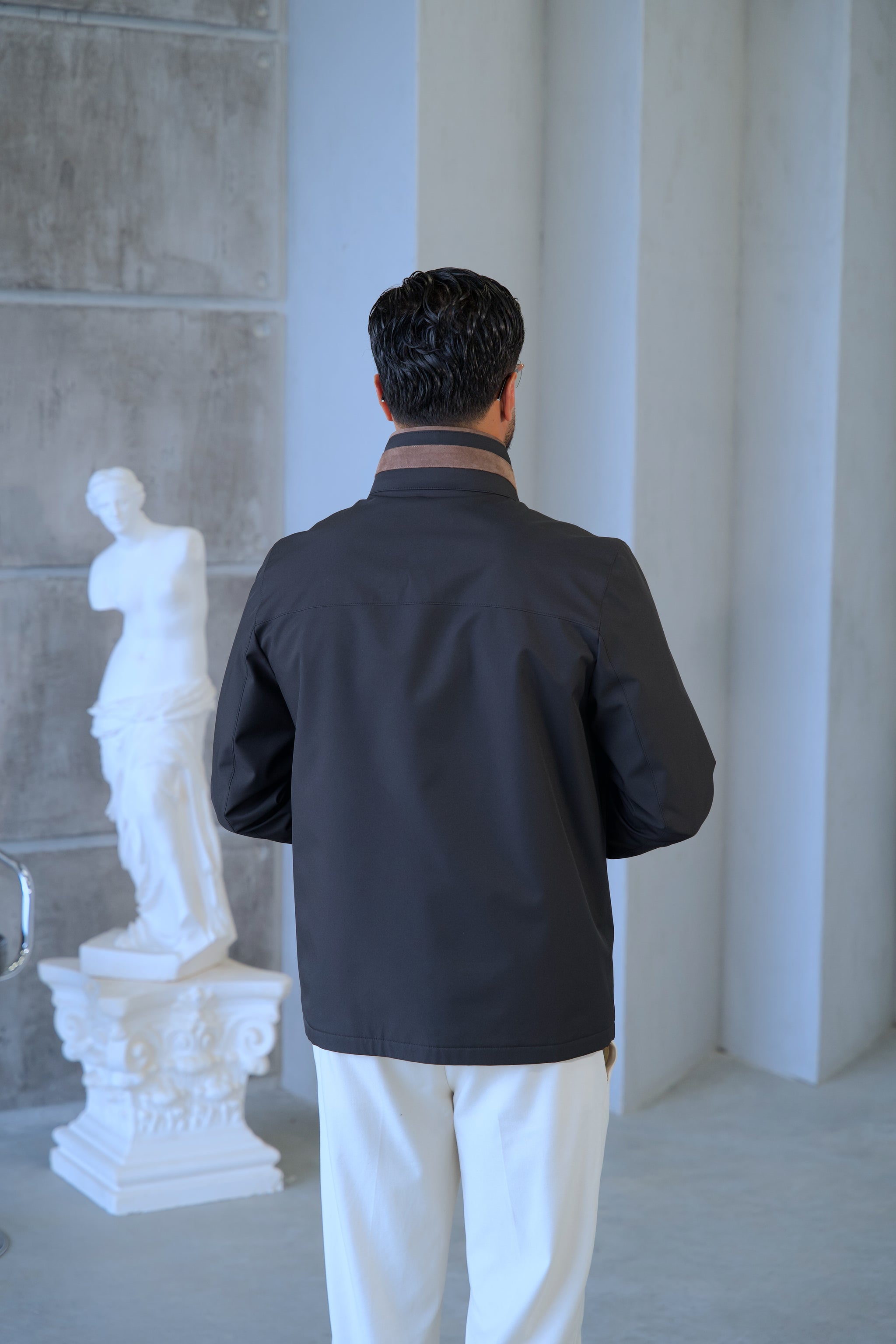 Men's Waterproof Jacket with Knit Collar and Waterproof Fabric