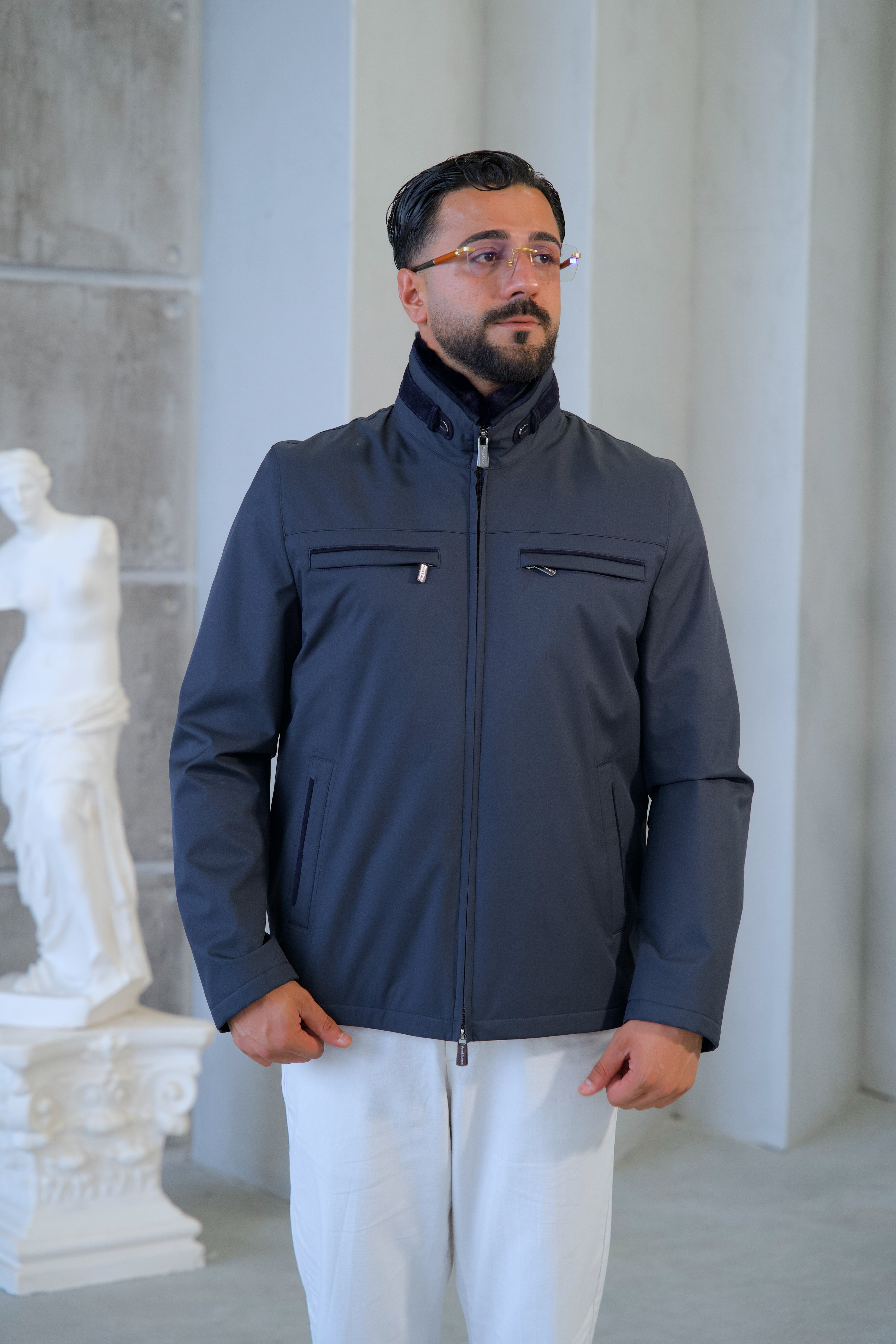 Men's Waterproof Jacket with Fur Collar and Knitted Fabric Lining
