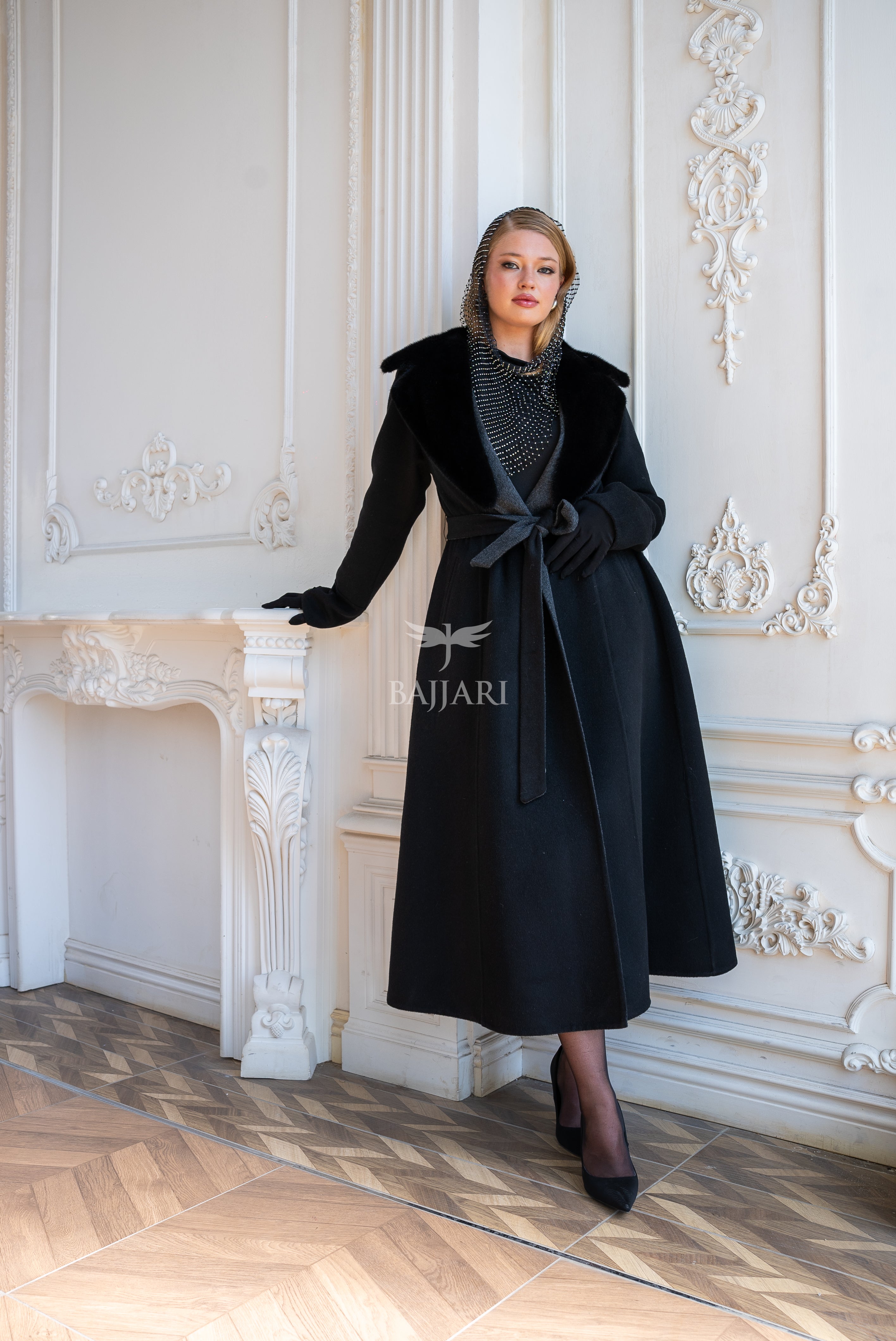 Elegant Women’s Coat with Alpaca Wool Fabric and Mink Fur Collar -9494-