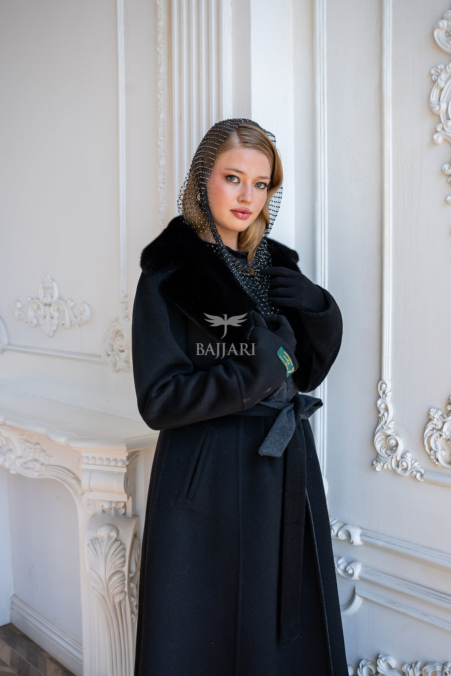 Elegant Women’s Coat with Alpaca Wool Fabric and Mink Fur Collar -9494-