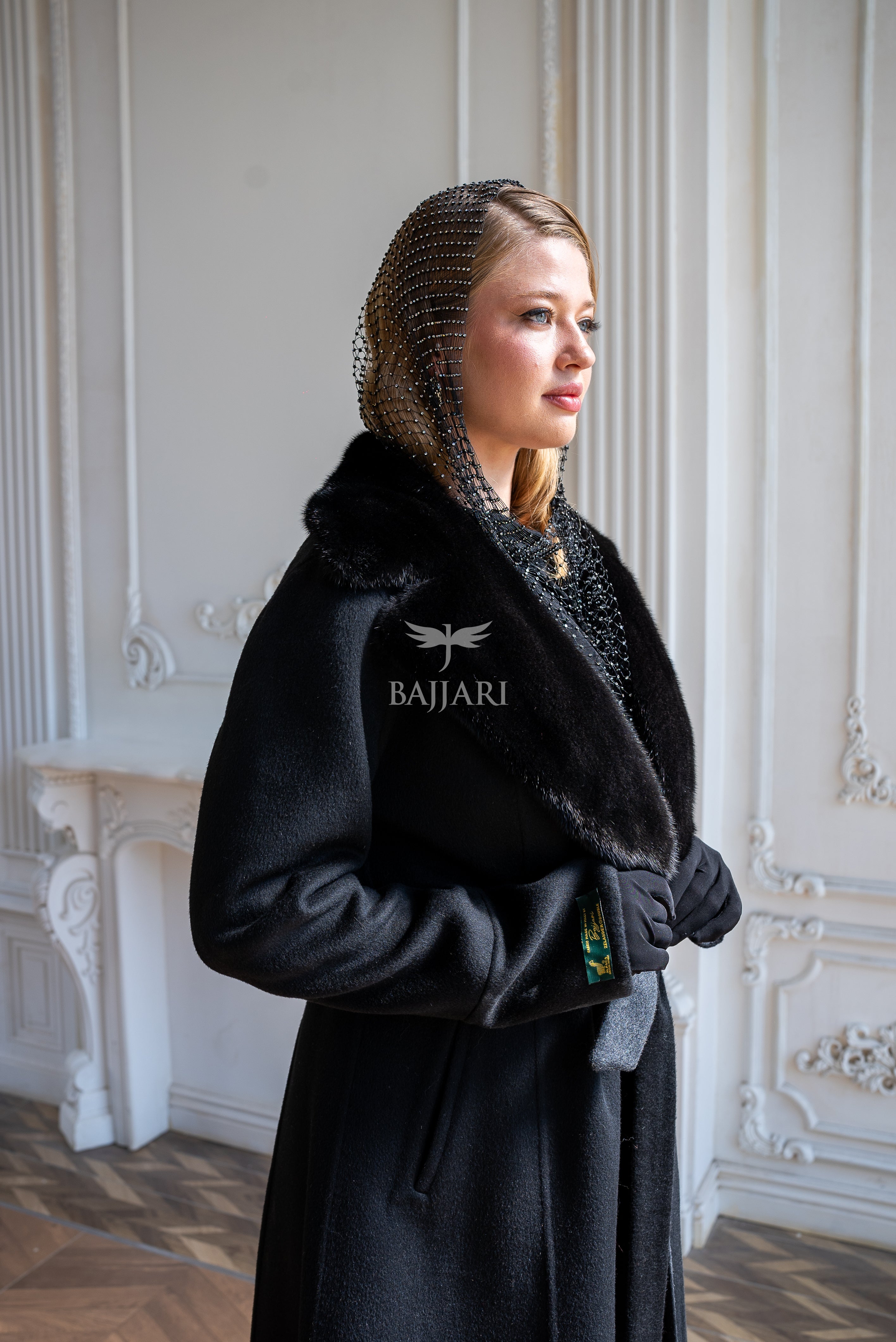 Elegant Women’s Coat with Alpaca Wool Fabric and Mink Fur Collar -9494-