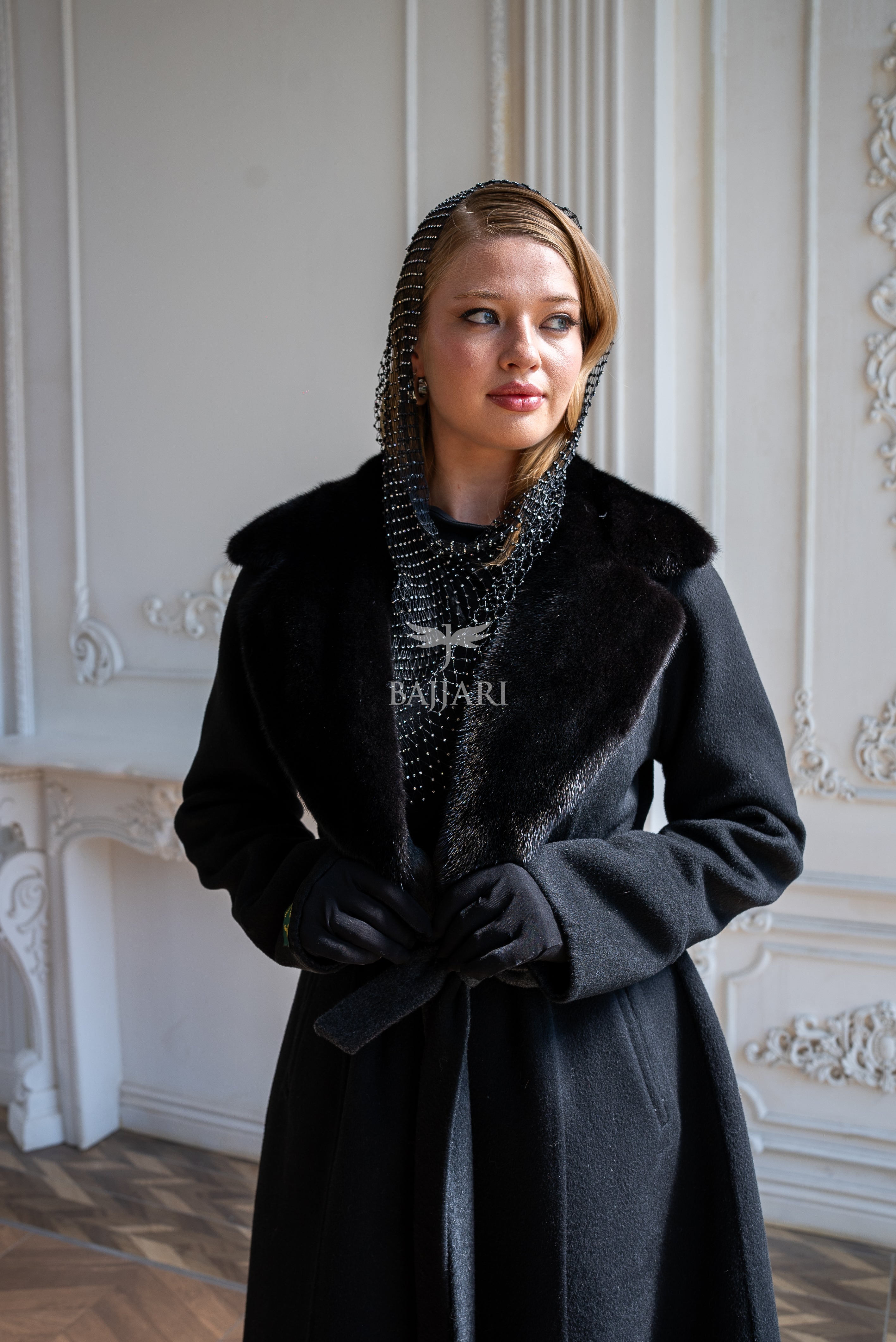 Elegant Women’s Coat with Alpaca Wool Fabric and Mink Fur Collar -9494-