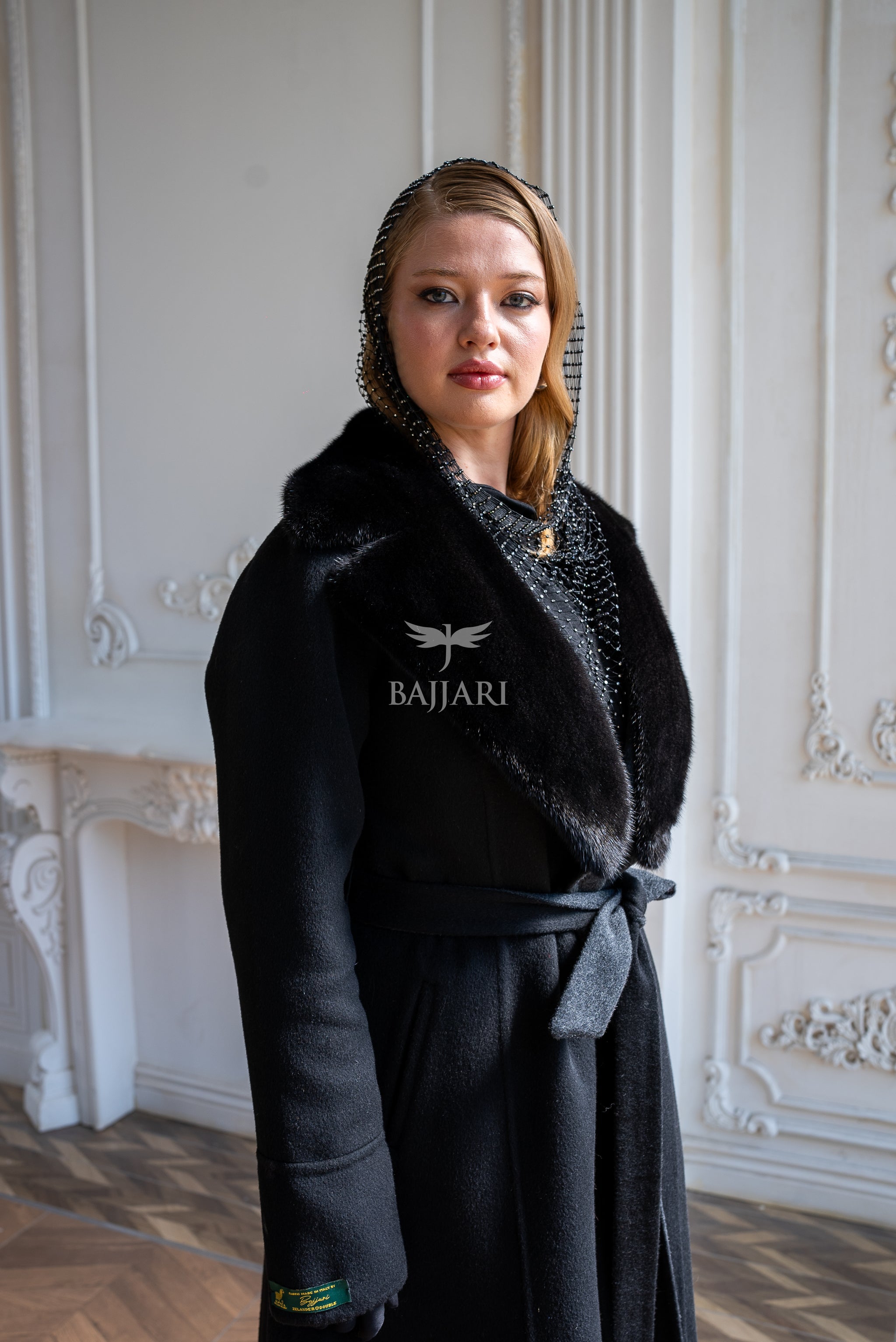 Elegant Women’s Coat with Alpaca Wool Fabric and Mink Fur Collar -9494-