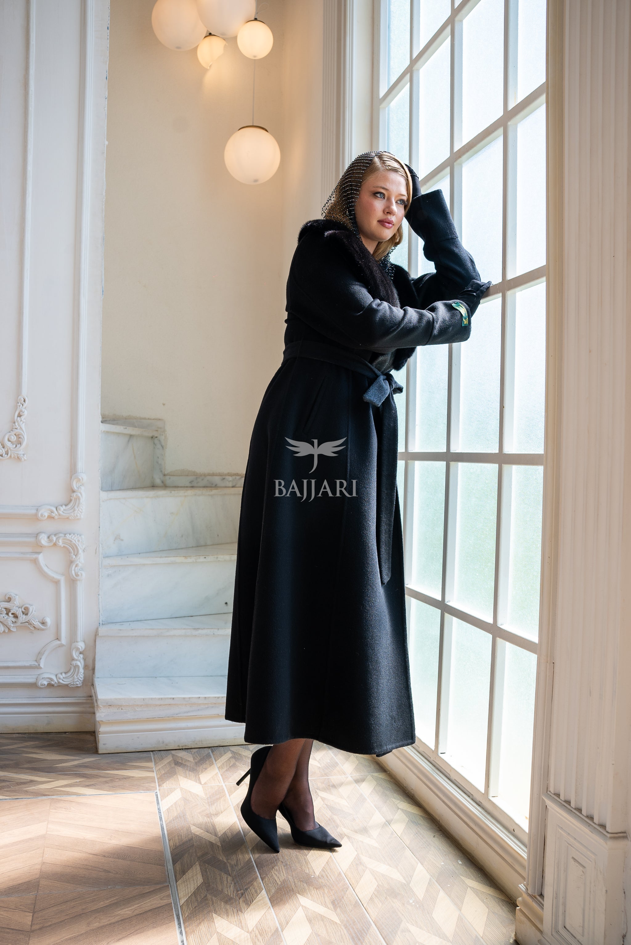 Elegant Women’s Coat with Alpaca Wool Fabric and Mink Fur Collar -9494-