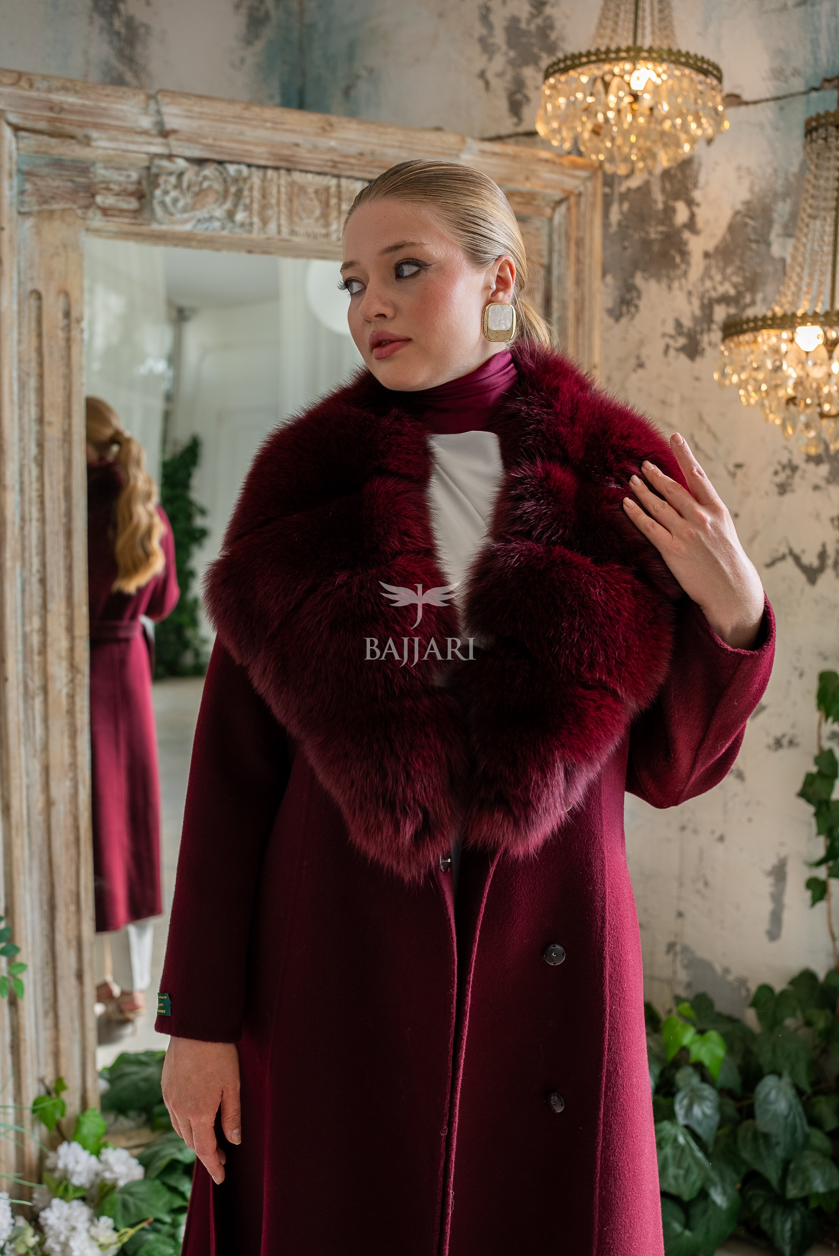Alpaca Fabric Women's Coat with Real Soft Fox Fur Collar -9492-