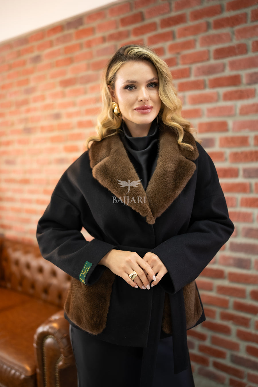 Special Design Coat with Alpaca Lama Fabric and Mink Fur Details -1400-