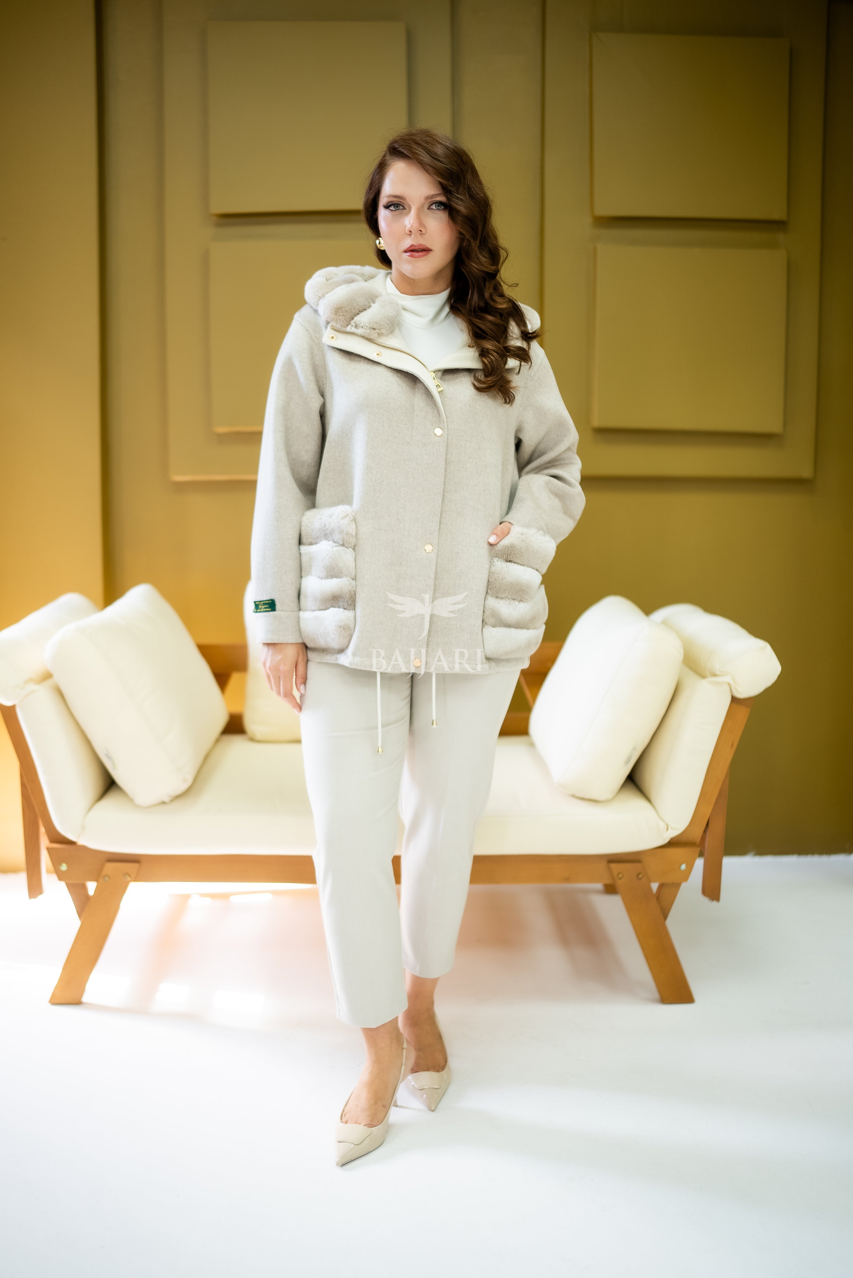 Hooded Alpaca Fabric Shorts Model with Rabbit Fur Details and Pockets -9449-