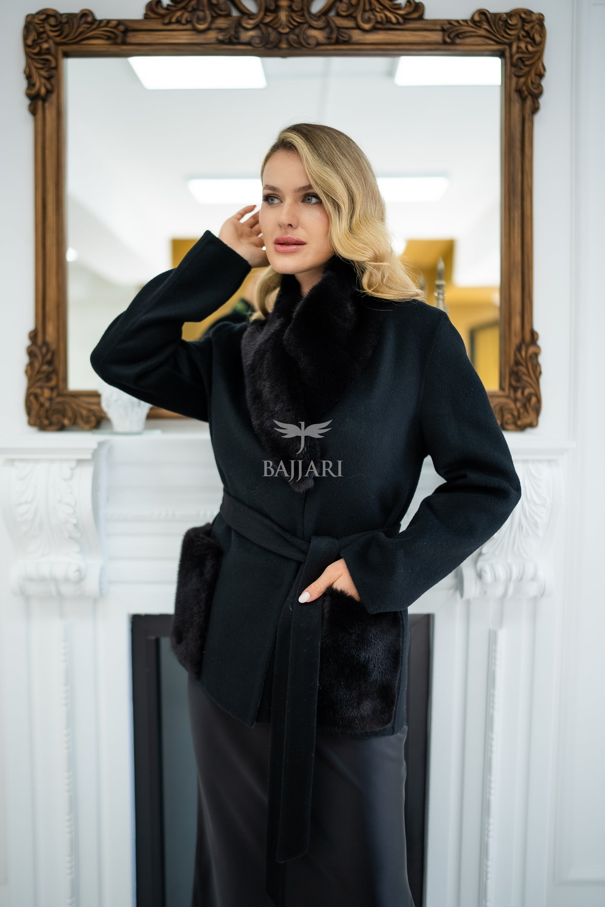 Elegant Harmony of Alpaca Fabric & Mink Fur -9561-