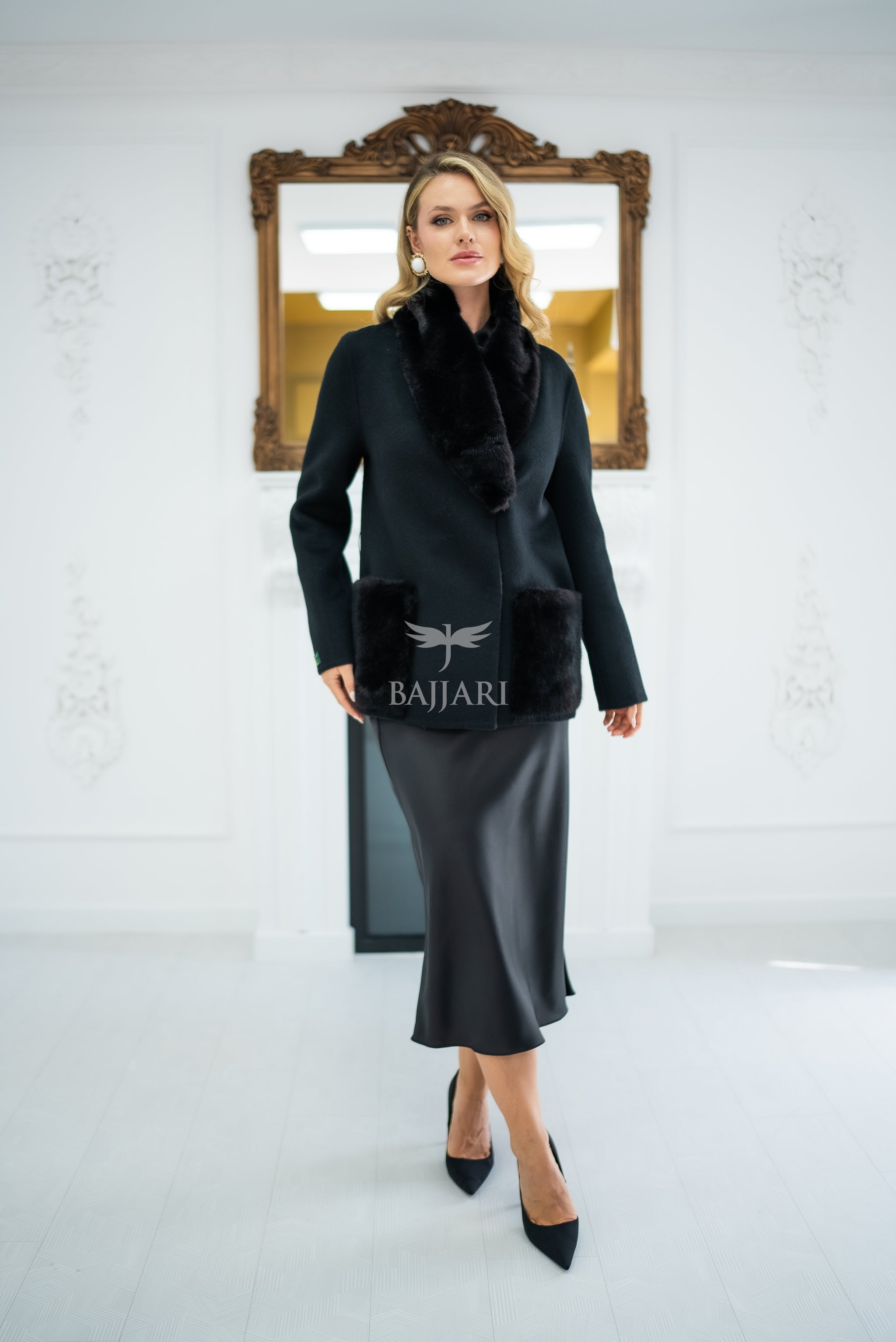 Elegant Harmony of Alpaca Fabric & Mink Fur -9561-