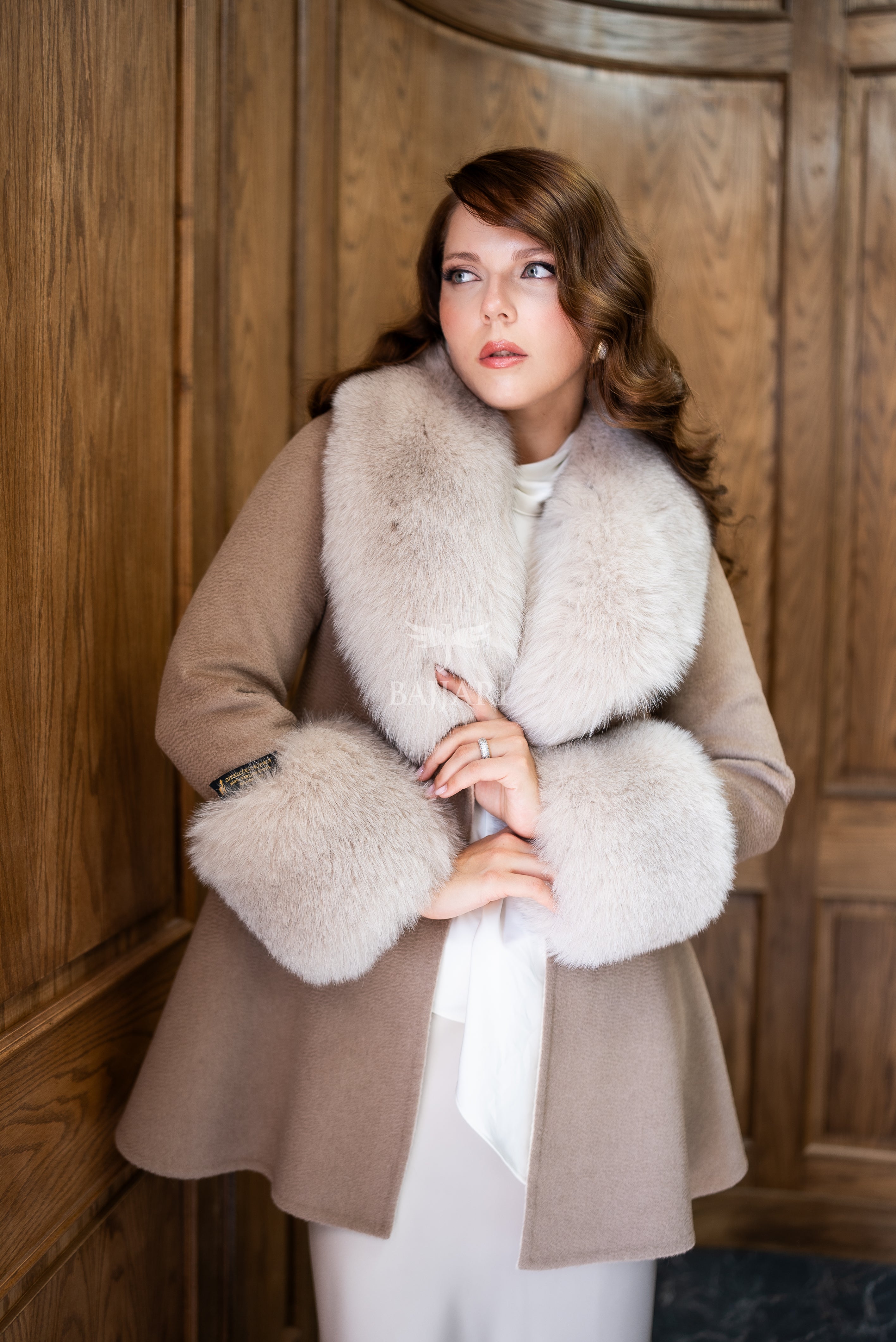 Alpaca Wool Fabric | Fox Fur Collar & Cuff Detail | Flared Cut -3895-
