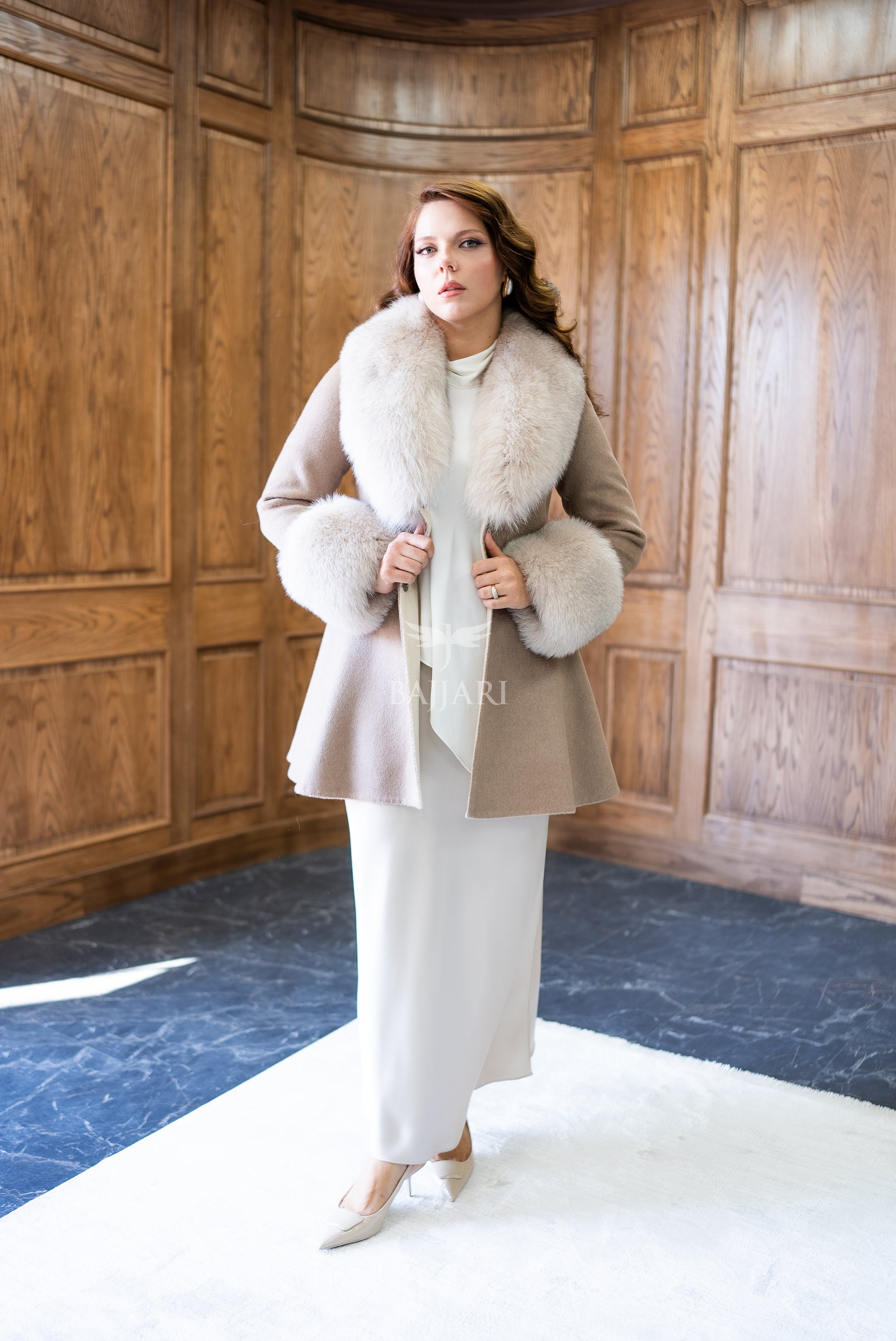 Alpaca Wool Fabric | Fox Fur Collar & Cuff Detail | Flared Cut -3895-
