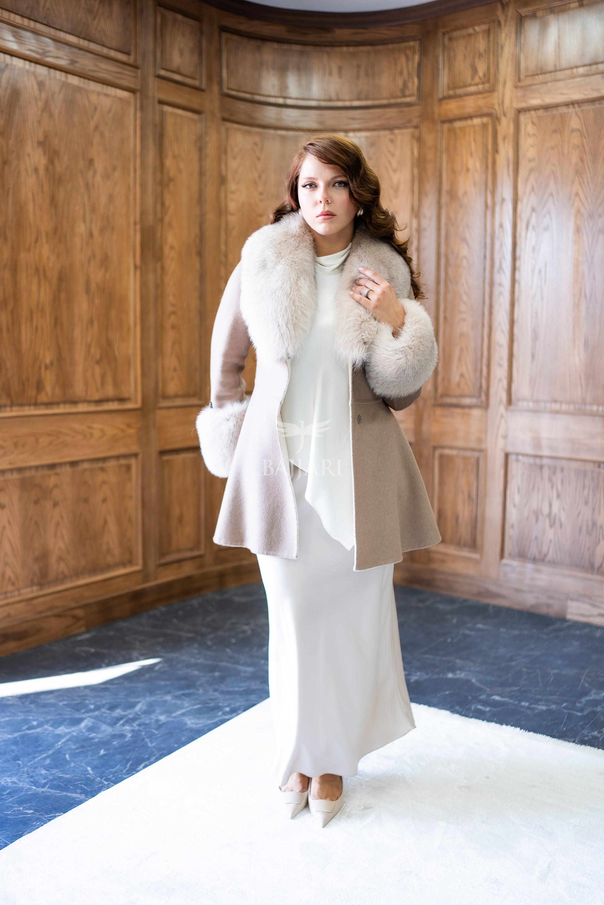 Alpaca Wool Fabric | Fox Fur Collar & Cuff Detail | Flared Cut -3895-