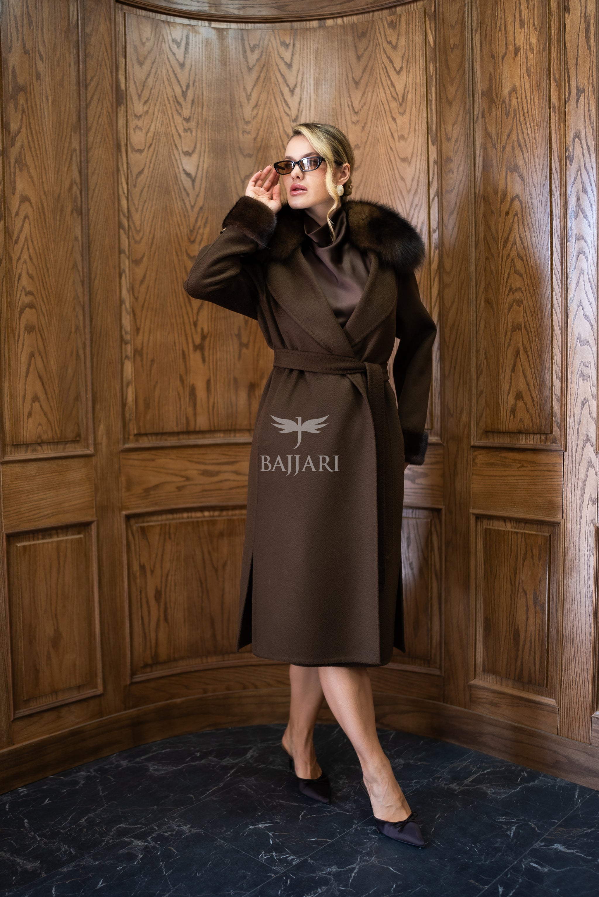 Zibellino Alpaca Wool Fabric | Fox Fur Collar, Mink Fur Sleeve Cuff Detail | Slit Skirt Cut -9587-