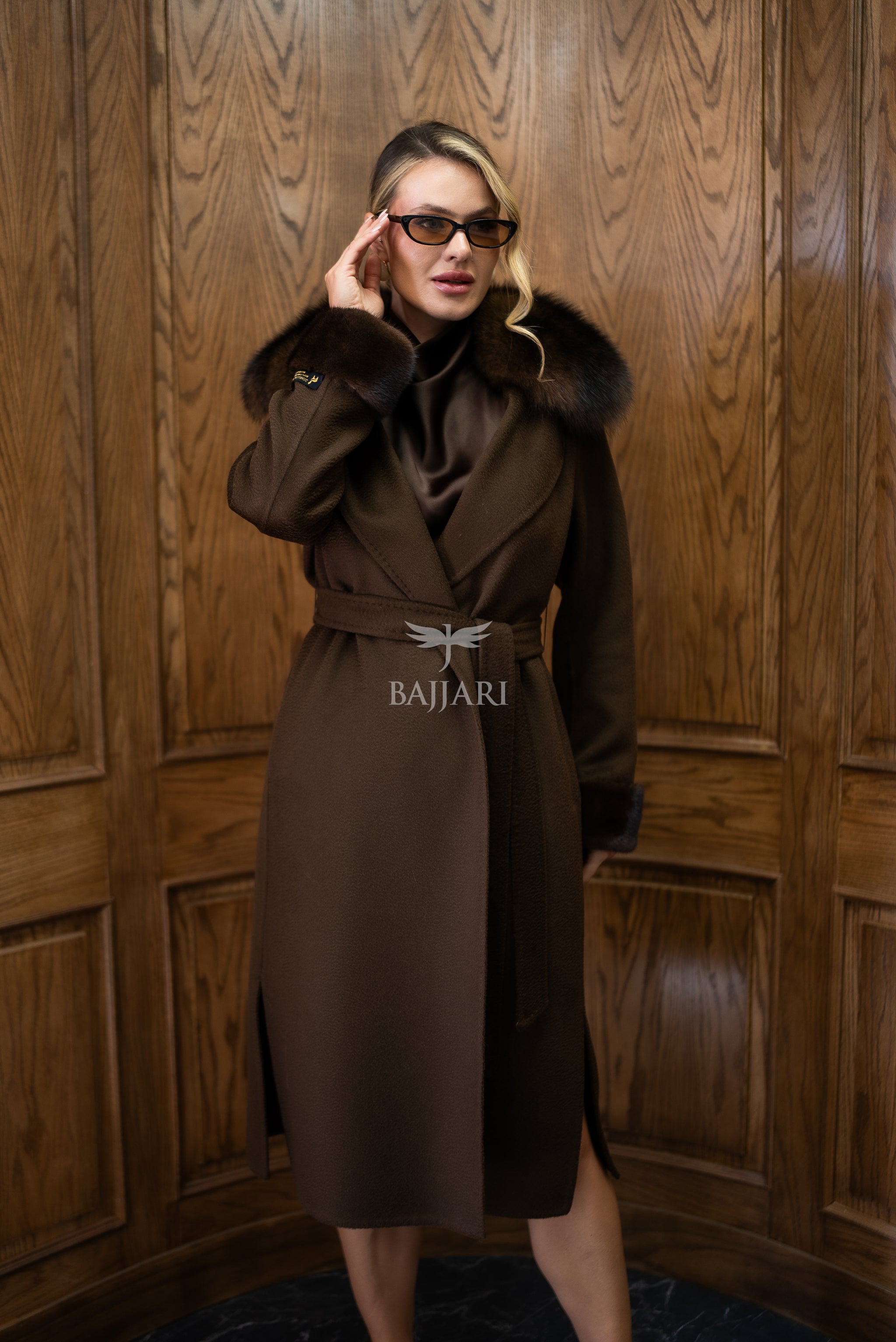 Zibellino Alpaca Wool Fabric | Fox Fur Collar, Mink Fur Sleeve Cuff Detail | Slit Skirt Cut -9587-
